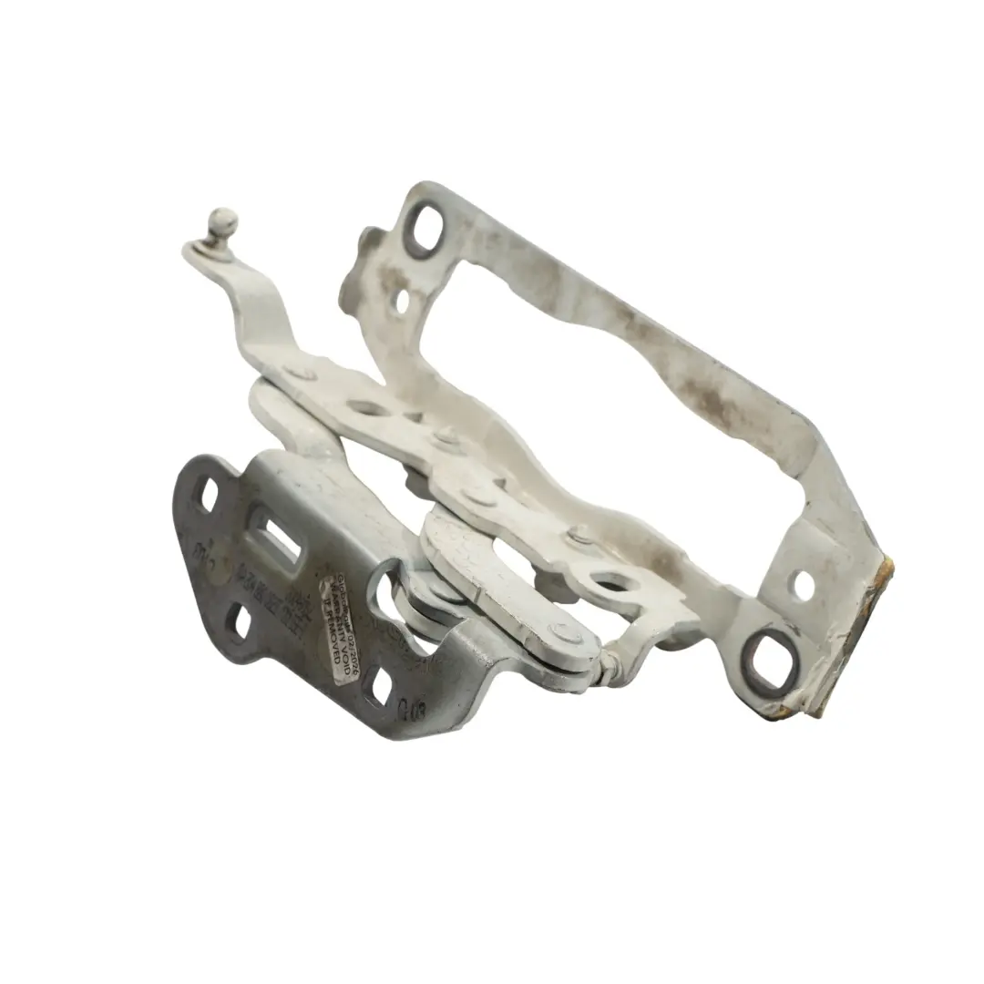 Charnière Capot Avant Droite Blanc Polaire 149 pour Mercedes W204 à propos du numéro de pièce A2048800828 Mercedes W204 Charnière Capot Avant Droite Blanc Polaire 149 - SKU A2048800828-POL - Numéro de pièce A2048800828