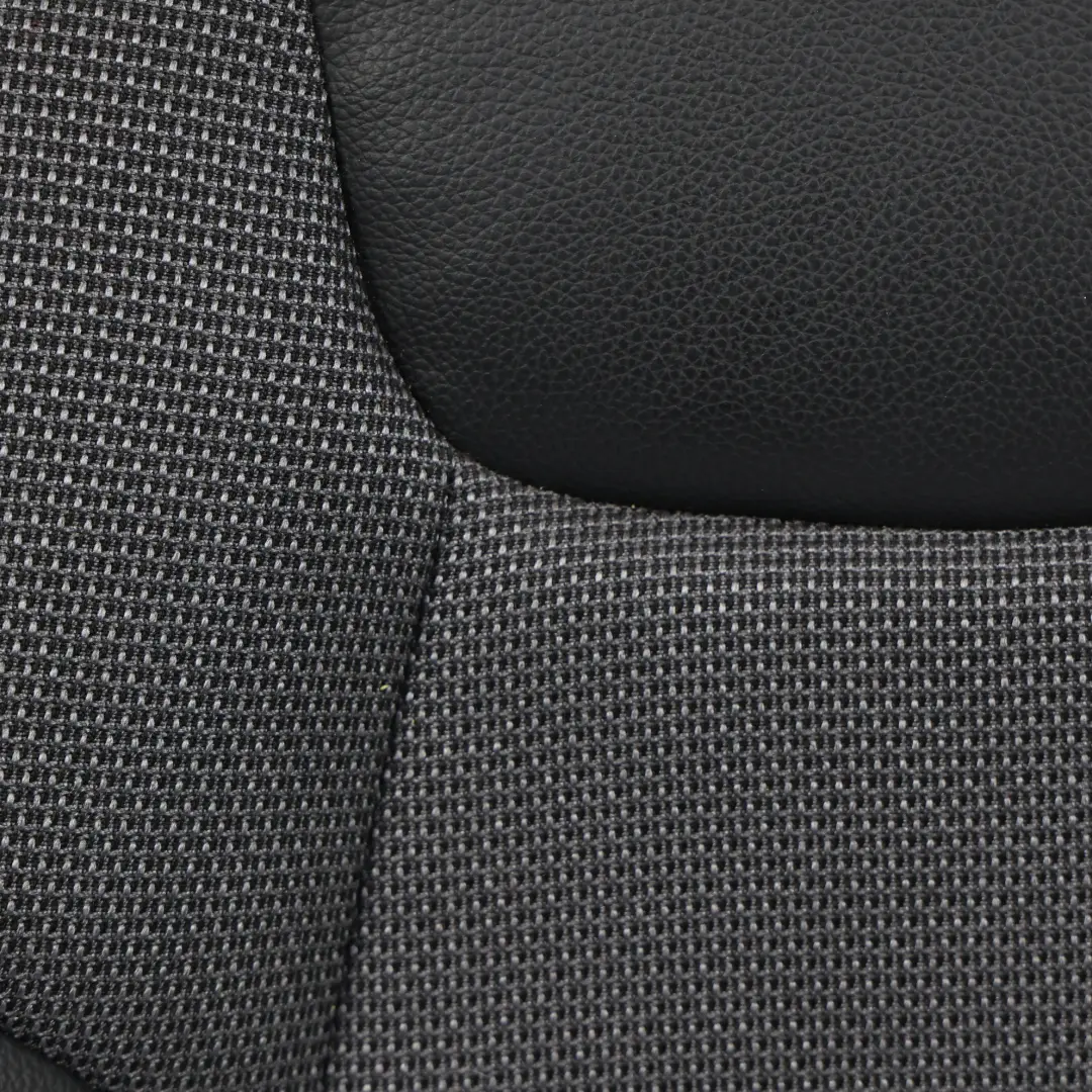 Rivestimento Schienale Sedili Anteriori In Pelle Nera Sinistra per Mercedes W204 con numero di parte A2049102347 Mercedes W204 Rivestimento Schienale Sedili Anteriori In Pelle Nera Sinistra - SKU A2049102347-11 - Numero di parte A2049102347