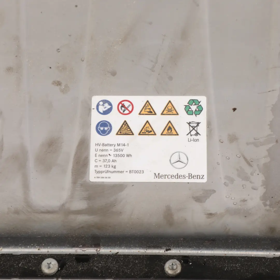 Mercedes W205 300de Hybrid Lithium-Ion High Voltage Battery 365V 37A - SKU A2053403800 - Part number A2053403800