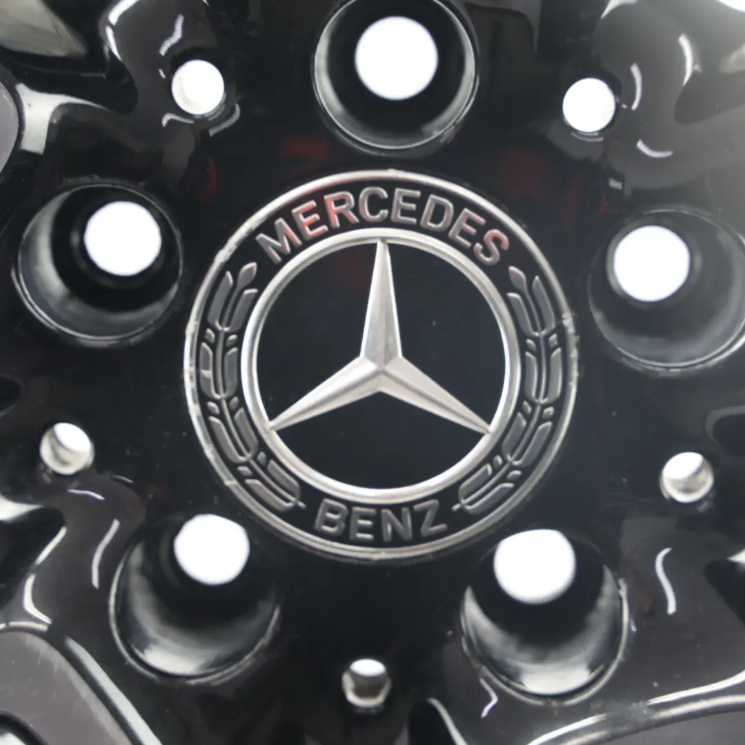 Llanta Aleación Delantera 19" ET:44 7,5J para Mercedes W205 AMG con número de pieza A2054012200 Mercedes W205 AMG Llanta Aleación Delantera 19" ET:44 7,5J - SKU A2054012200-2 - Número de pieza A2054012200