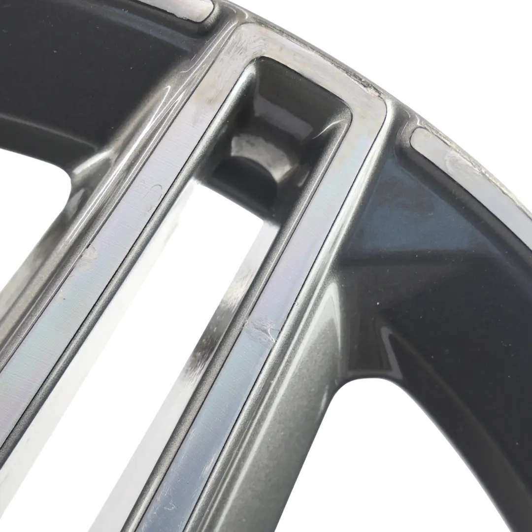 Leicht metall felge AMG 18" ET:44 7,5J 5 Doppelspeiche für Mercedes W205 mit Teilenummer A2054019500 Mercedes W205 Leicht metall felge AMG 18" ET:44 7,5J 5 Doppelspeiche - SKU A2054019500-2 - Teilenummer A2054019500