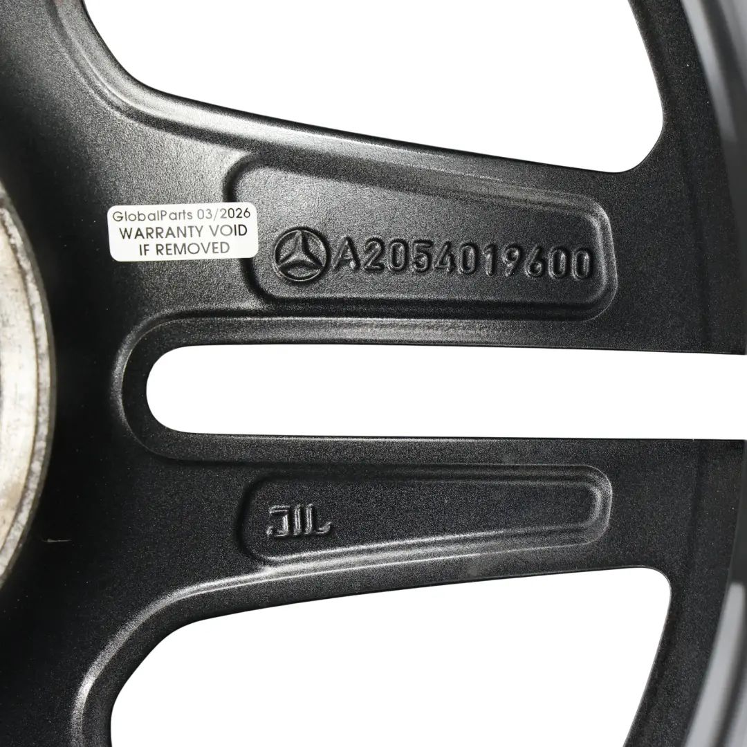 Llanta aleación trasera AMG 18" ET:49 8,5J para Mercedes W205 con número de pieza A2054019600 Mercedes W205 Llanta aleación trasera AMG 18" ET:49 8,5J - SKU A2054019600-2 - Número de pieza A2054019600