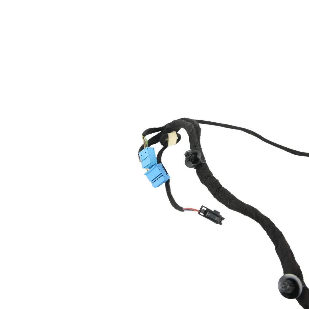 Porta Cablaggio Cavo Anteriore Lato Passeggero per Mercedes W205 con numero di parte A2055400010 Mercedes W205 Porta Cablaggio Cavo Anteriore Lato Passeggero - SKU A2055400010 - Numero di parte A2055400010