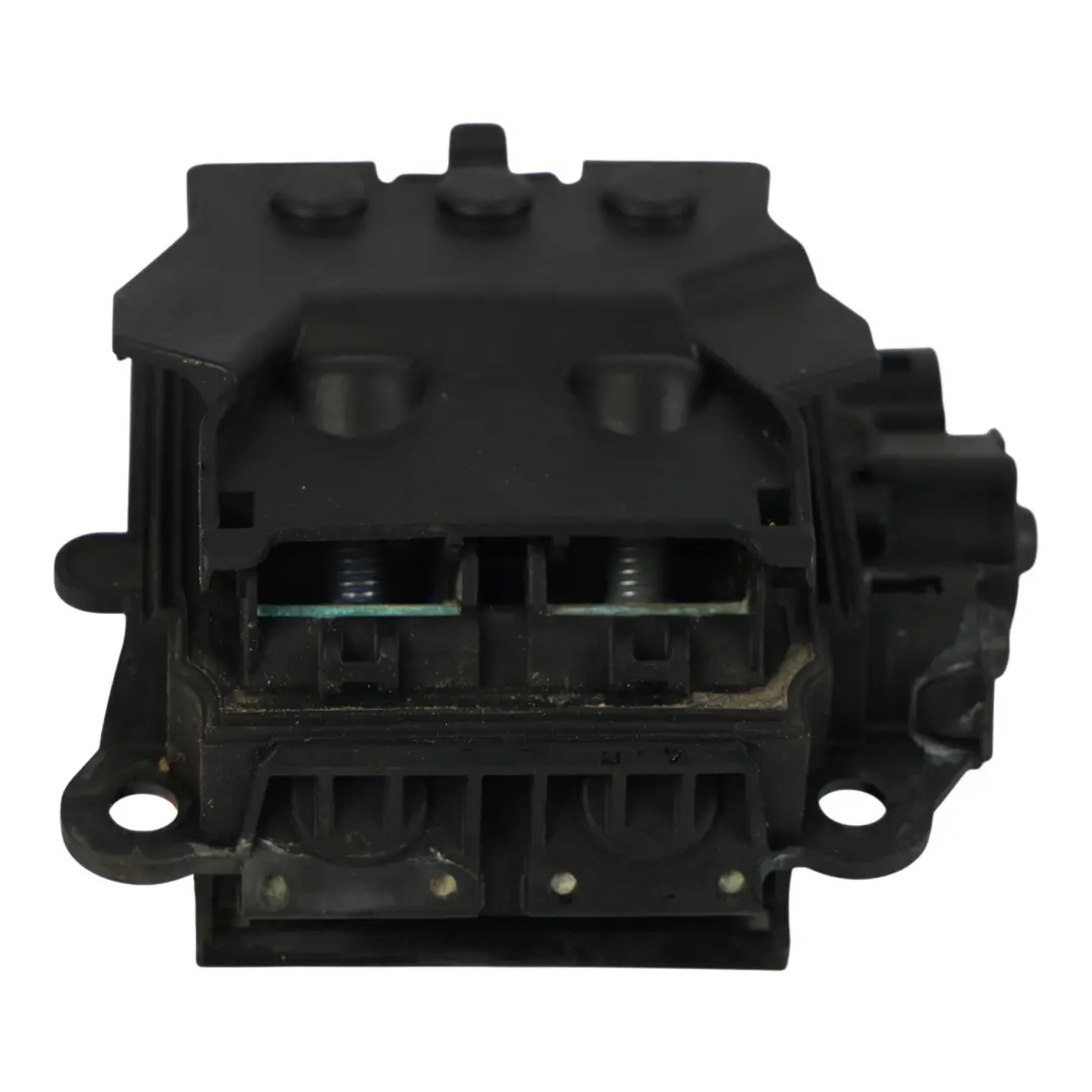 Batterie Klemme Anlasser Lichtmaschine für Mercedes W205 W213 C238 mit Teilenummer A2055451500 Mercedes W205 W213 C238 Batterie Klemme Anlasser Lichtmaschine - SKU A2055451500-1 - Teilenummer A2055451500