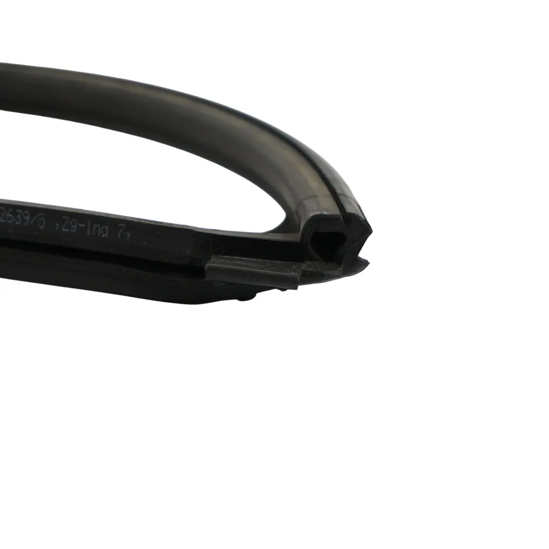 Mercedes C205 Joint De Vitre De Porte Avant Caoutchouc Gauche - SKU A2056730198 - Numéro de pièce A2056730198