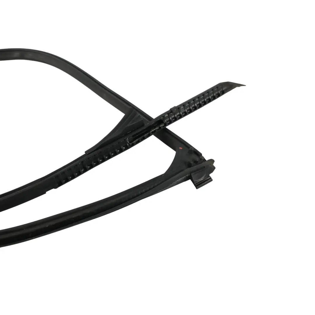 Mercedes C205 Puerta Delantera Ventana Junta Goma Derecha - SKU A2056730298 - Número de pieza A2056730298
