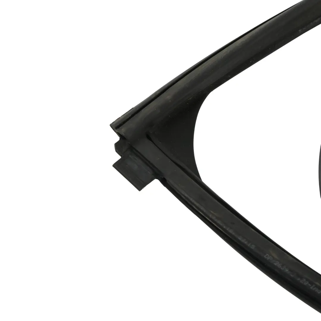 Joint De Fenêtre De Porte Avant Caoutchouc Droit pour Mercedes C205 à propos du numéro de pièce A2056730298 Mercedes C205 Joint De Fenêtre De Porte Avant Caoutchouc Droit - SKU A2056730298 - Numéro de pièce A2056730298