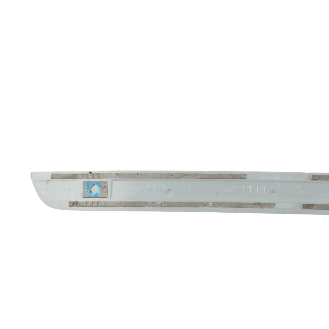 Baguette Latérale Avant Droite Panneau pour Mercedes C205 C238 à propos du numéro de pièce A2056801335 Mercedes C205 C238 Baguette Latérale Avant Droite Panneau - SKU A2056801335-1 - Numéro de pièce A2056801335