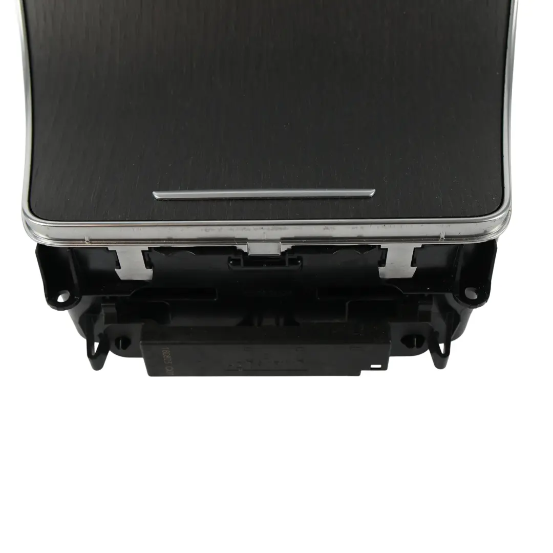 Soporte Vasos Almacenamiento Consola Central Toma 12 V para Mercedes C205 con número de pieza A2056804510 Mercedes C205 Soporte Vasos Almacenamiento Consola Central Toma 12 V - SKU A2056804510-1 - Número de pieza A2056804510