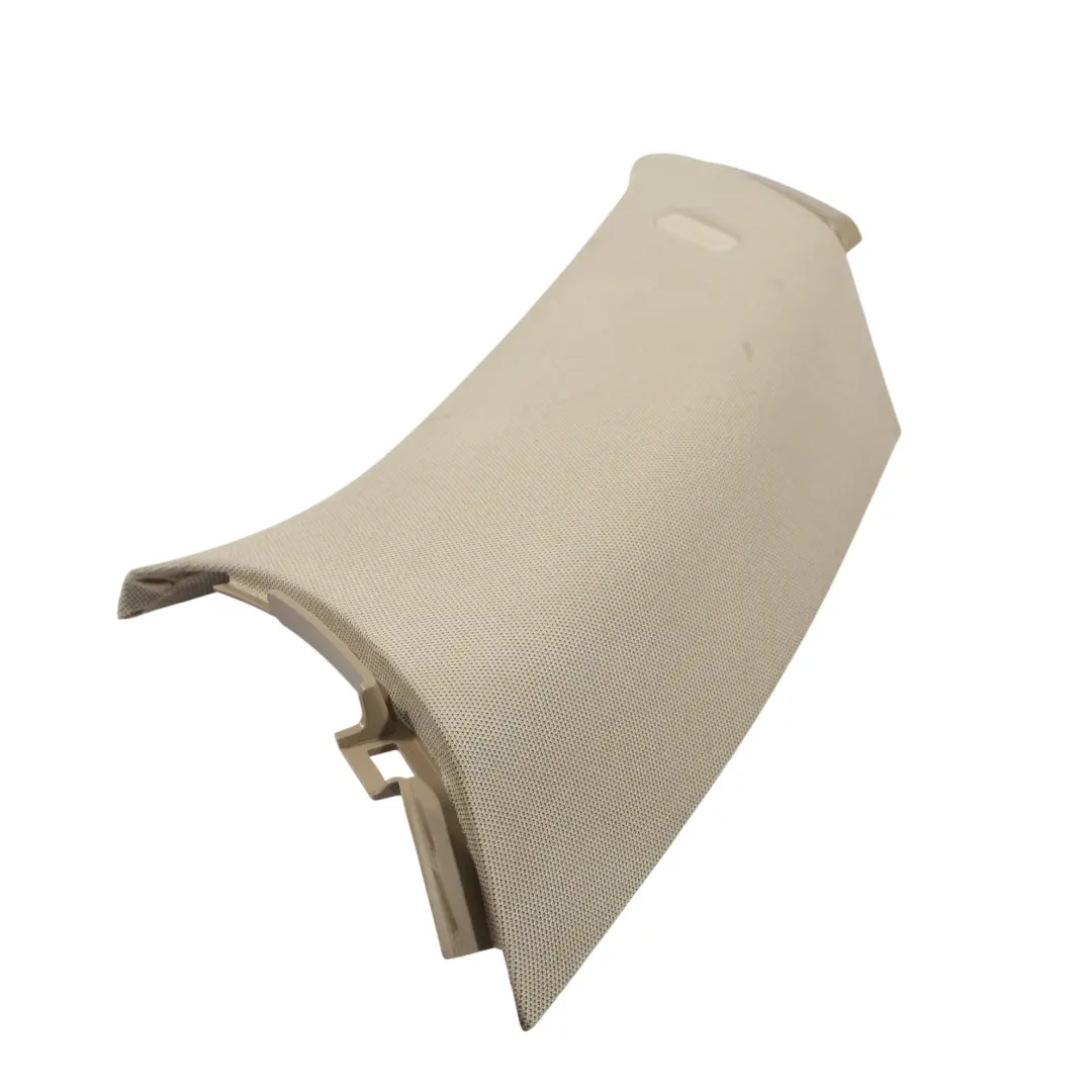 Embellecedor Pilar C Panel Interior Derecho Beige para Mercedes W205 con número de pieza A2056904604 Mercedes W205 Embellecedor Pilar C Panel Interior Derecho Beige - SKU A2056904604 - Número de pieza A2056904604