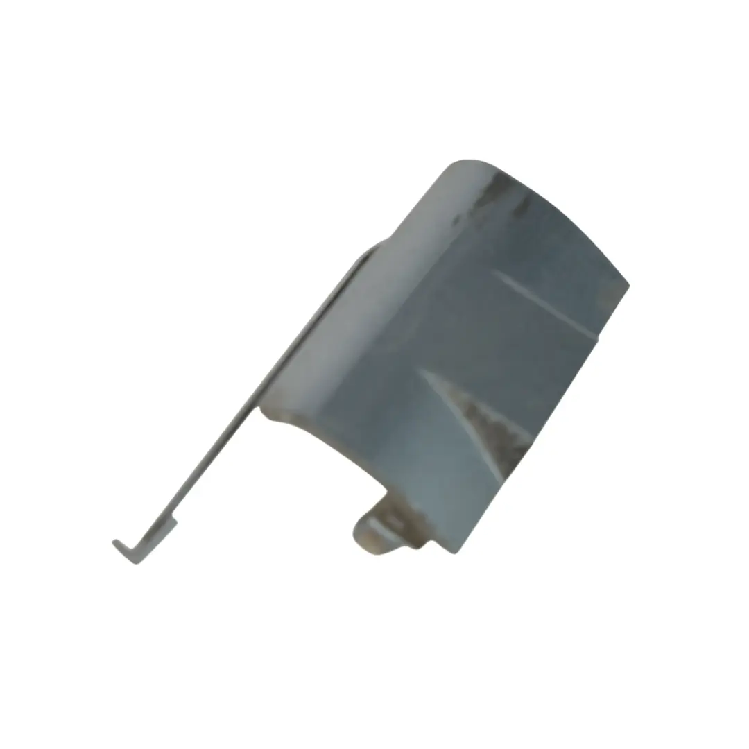 Coperchio Gonna Laterale Posteriore Sinistra Selenite Grey - 992 per Mercedes W205 con numero di parte A2056980330 Mercedes W205 Coperchio Gonna Laterale Posteriore Sinistra Selenite Grey - 992 - SKU A2056980330-SEL - Numero di parte A2056980330