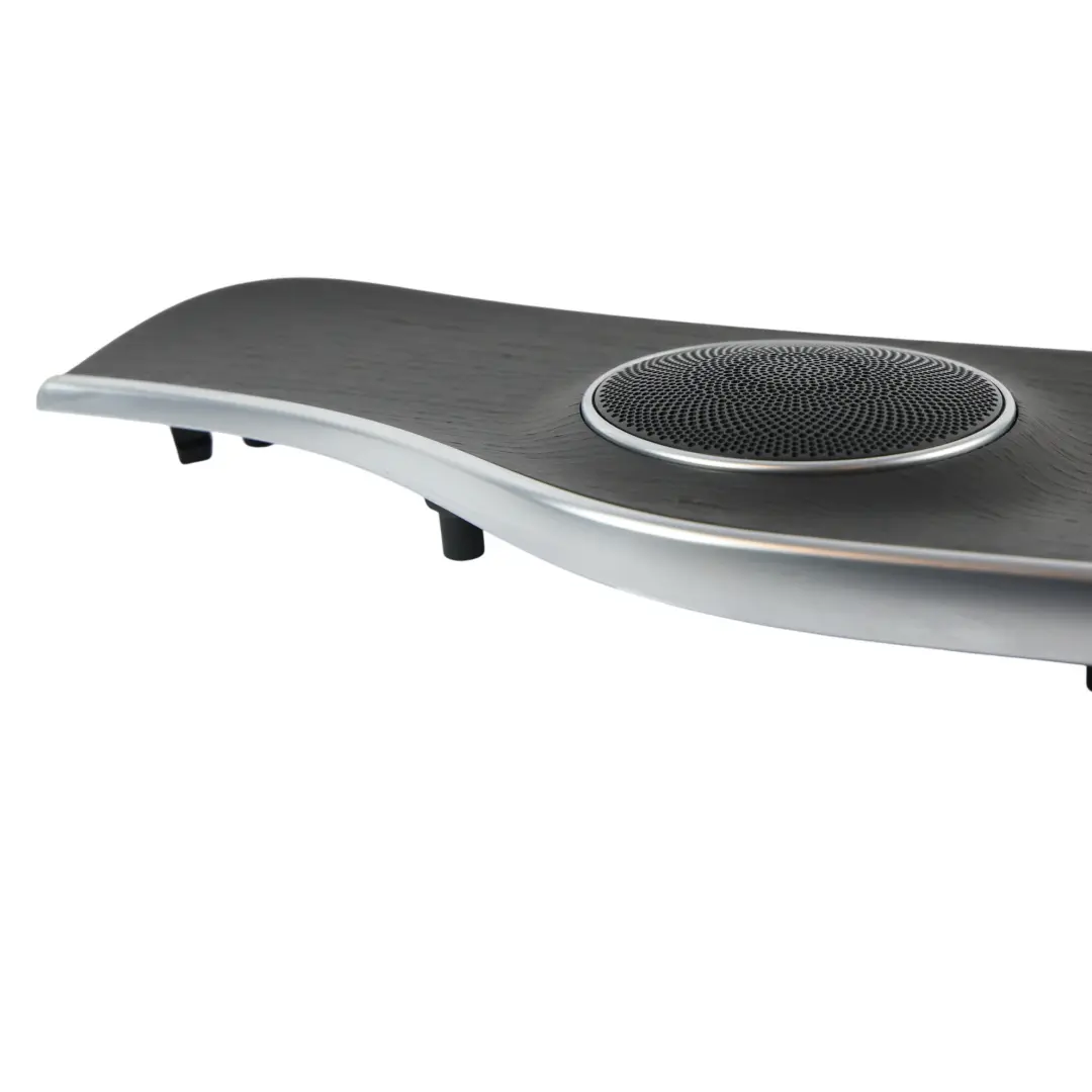 Pannello Copertura Striscia Porta Anteriore Destra per Mercedes C205 con numero di parte A2057201230 Mercedes C205 Pannello Copertura Striscia Porta Anteriore Destra - SKU A2057201230 - Numero di parte A2057201230