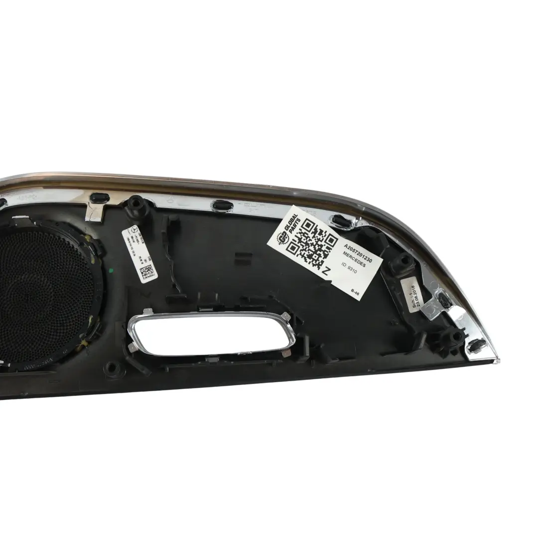 Listwa Osłona Drzwi Panel Czarny Dąb Przód Prawy do Mercedes C205 o numerze A2057201230 Mercedes C205 Listwa Osłona Drzwi Panel Czarny Dąb Przód Prawy - SKU A2057201230 - Numer Części A2057201230