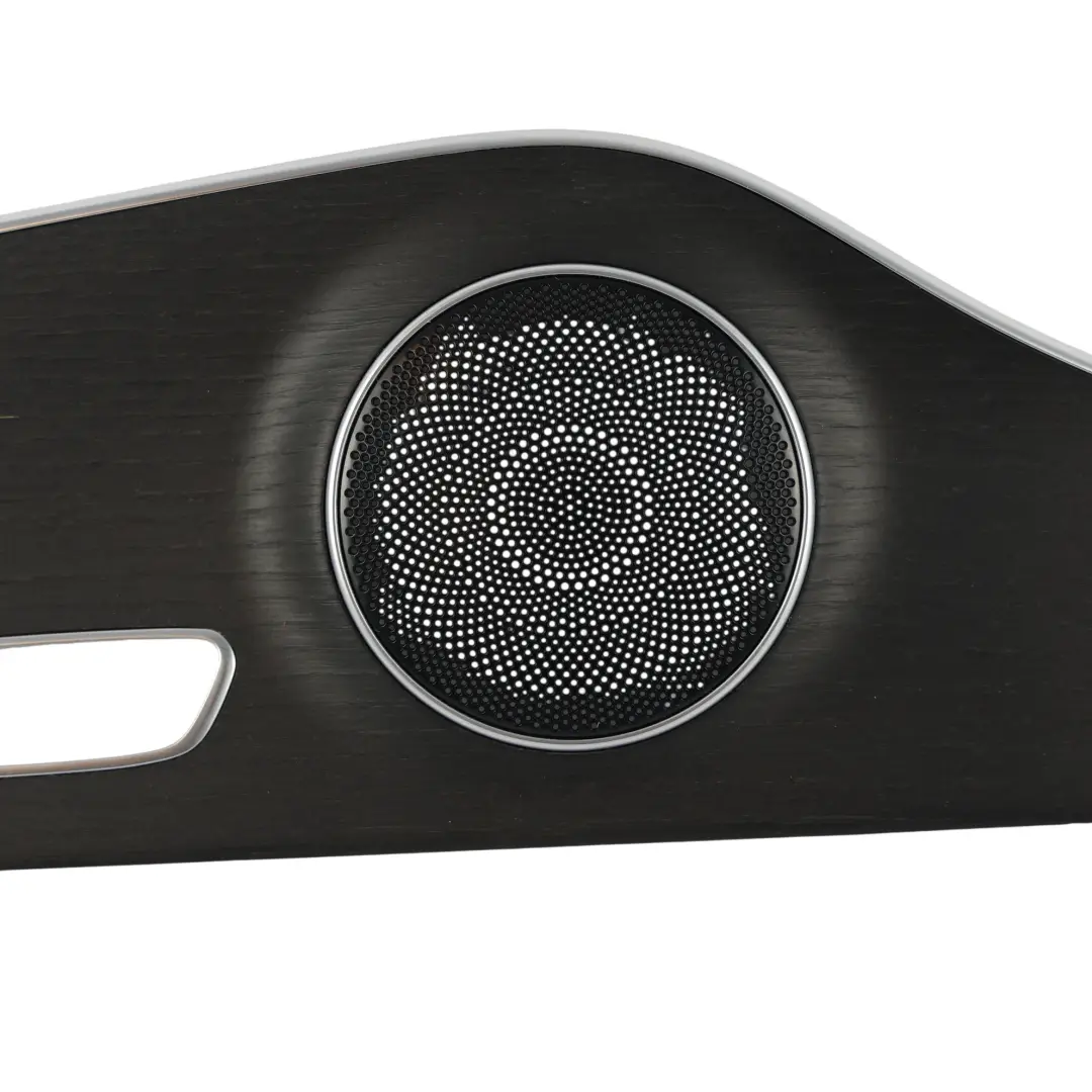 Pannello Copertura Striscia Porta Anteriore Destra per Mercedes C205 con numero di parte A2057201230 Mercedes C205 Pannello Copertura Striscia Porta Anteriore Destra - SKU A2057201230 - Numero di parte A2057201230