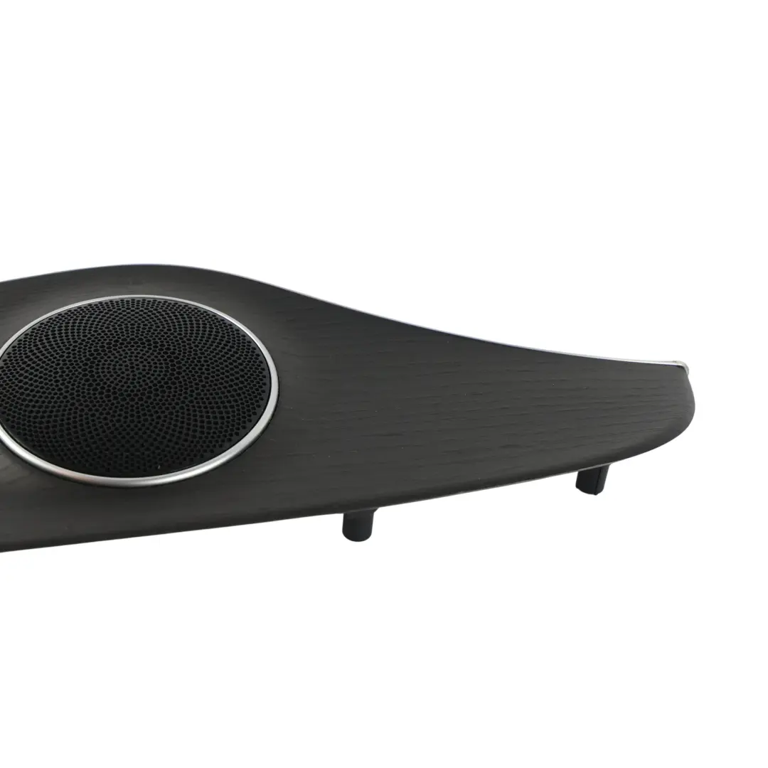 Puerta Tira Cubre Panel Negro Roble Delantero Derecho para Mercedes C205 con número de pieza A2057201230 Mercedes C205 Puerta Tira Cubre Panel Negro Roble Delantero Derecho - SKU A2057201230 - Número de pieza A2057201230