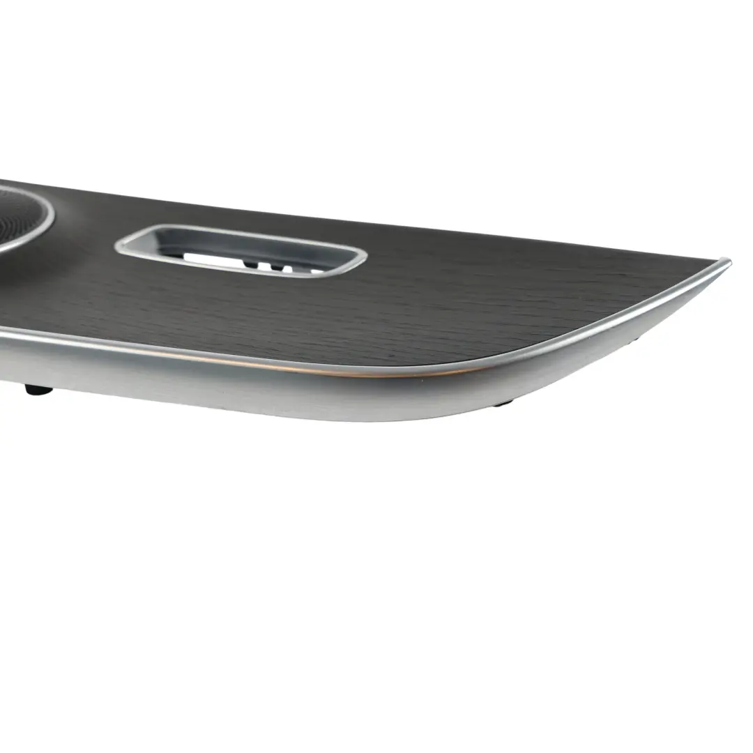 Pannello Copertura Striscia Porta Anteriore Destra per Mercedes C205 con numero di parte A2057201230 Mercedes C205 Pannello Copertura Striscia Porta Anteriore Destra - SKU A2057201230 - Numero di parte A2057201230