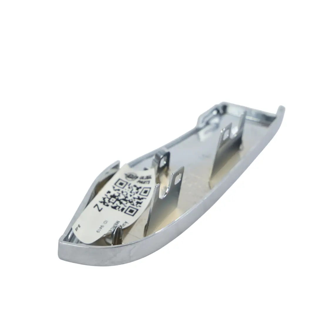 Mercedes C205 Panel Moldura Interior Cubierta Izquierda - SKU A2057203700 - Número de pieza A2057203700