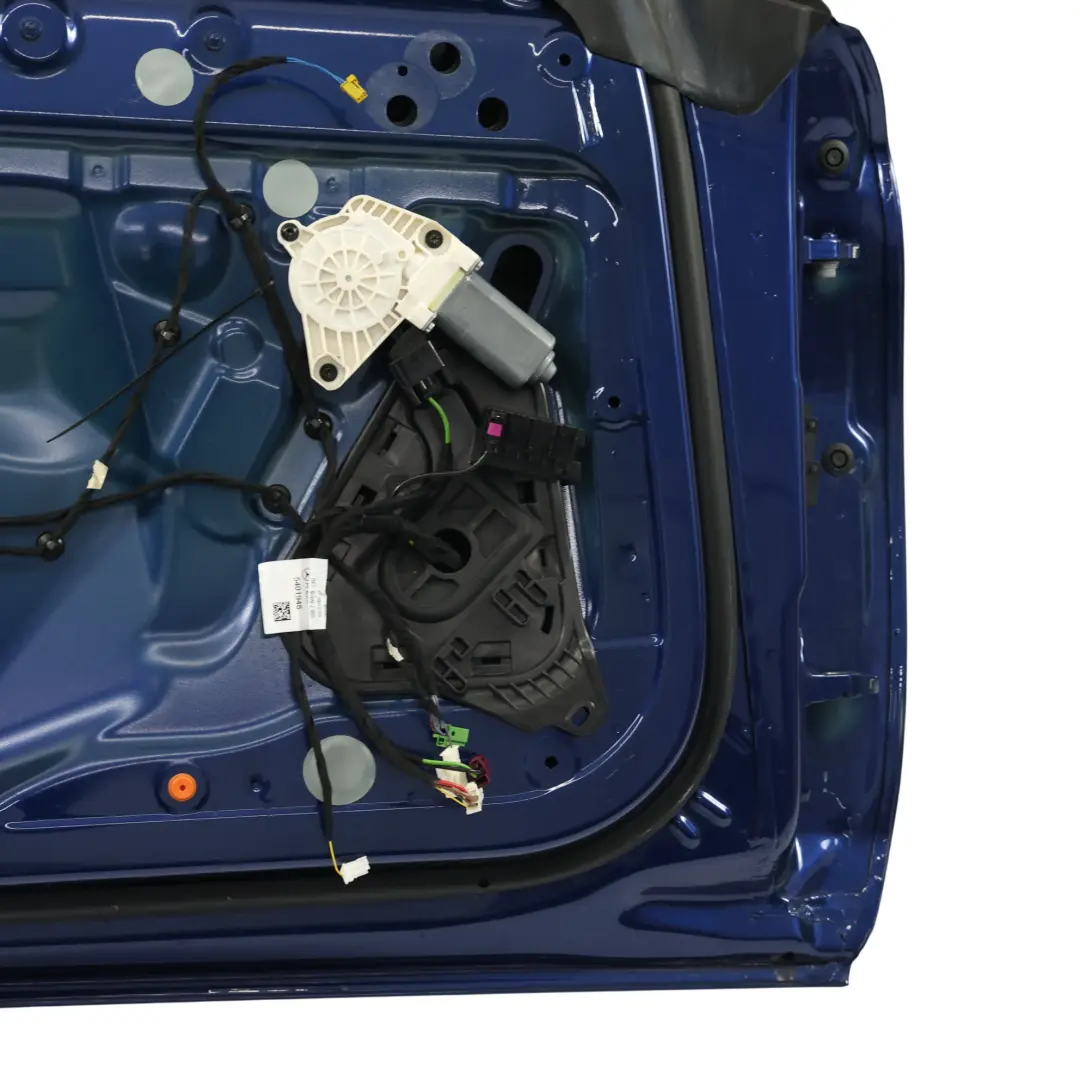 Gauche Coupé Bleu Brillant Métallisé - 896 pour Mercedes C205 Porte Avant à propos du numéro de pièce A2057209726 Mercedes C205 Porte Avant Gauche Coupé Bleu Brillant Métallisé - 896 - SKU A2057209726-BRB - Numéro de pièce A2057209726