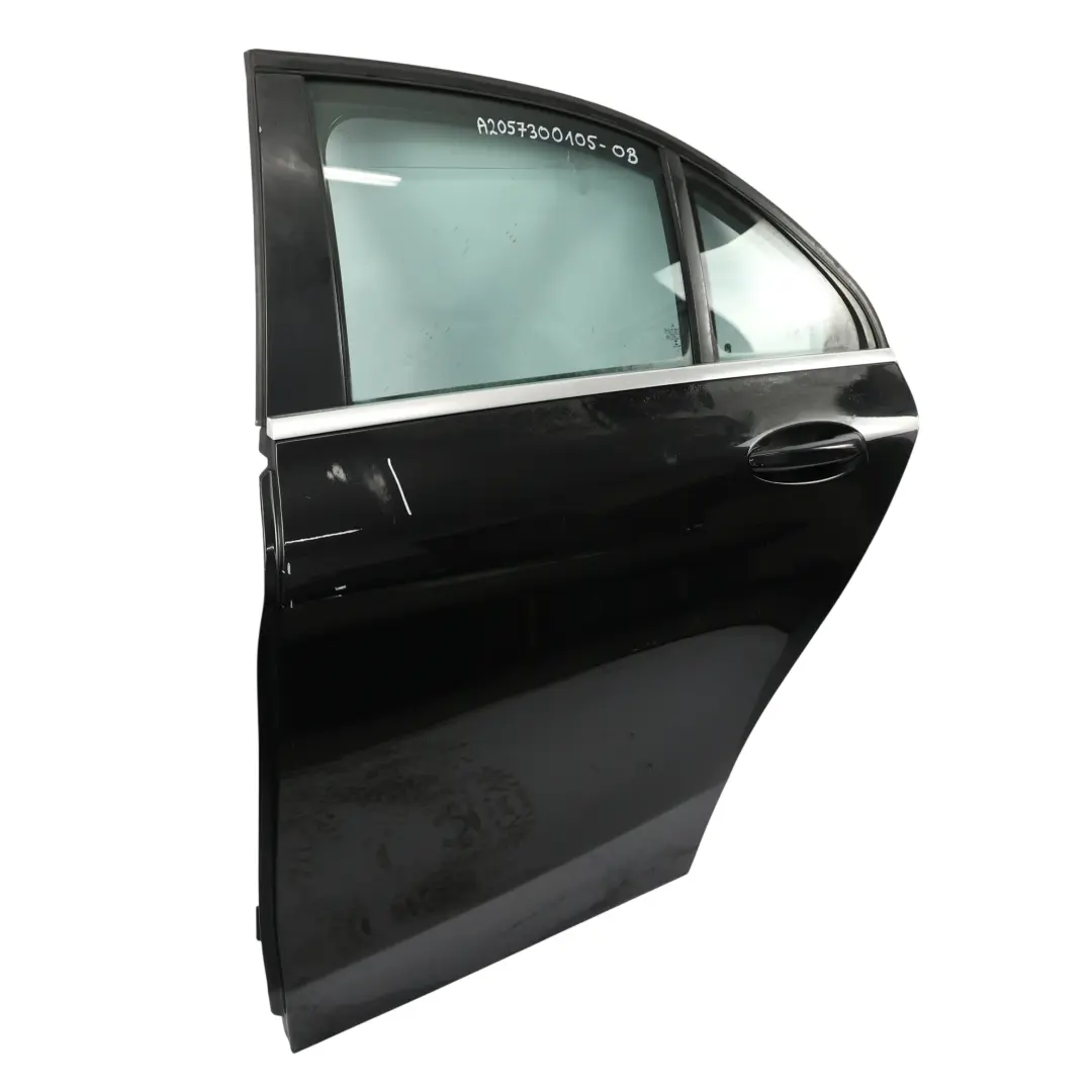 Drzwi Tylne Lewe Obsidian Black Czarny Metalik - 197 do Mercedes W205 o numerze A2057300105 Mercedes W205 Drzwi Tylne Lewe Obsidian Black Czarny Metalik - 197 - SKU A2057300105-OB - Numer Części A2057300105