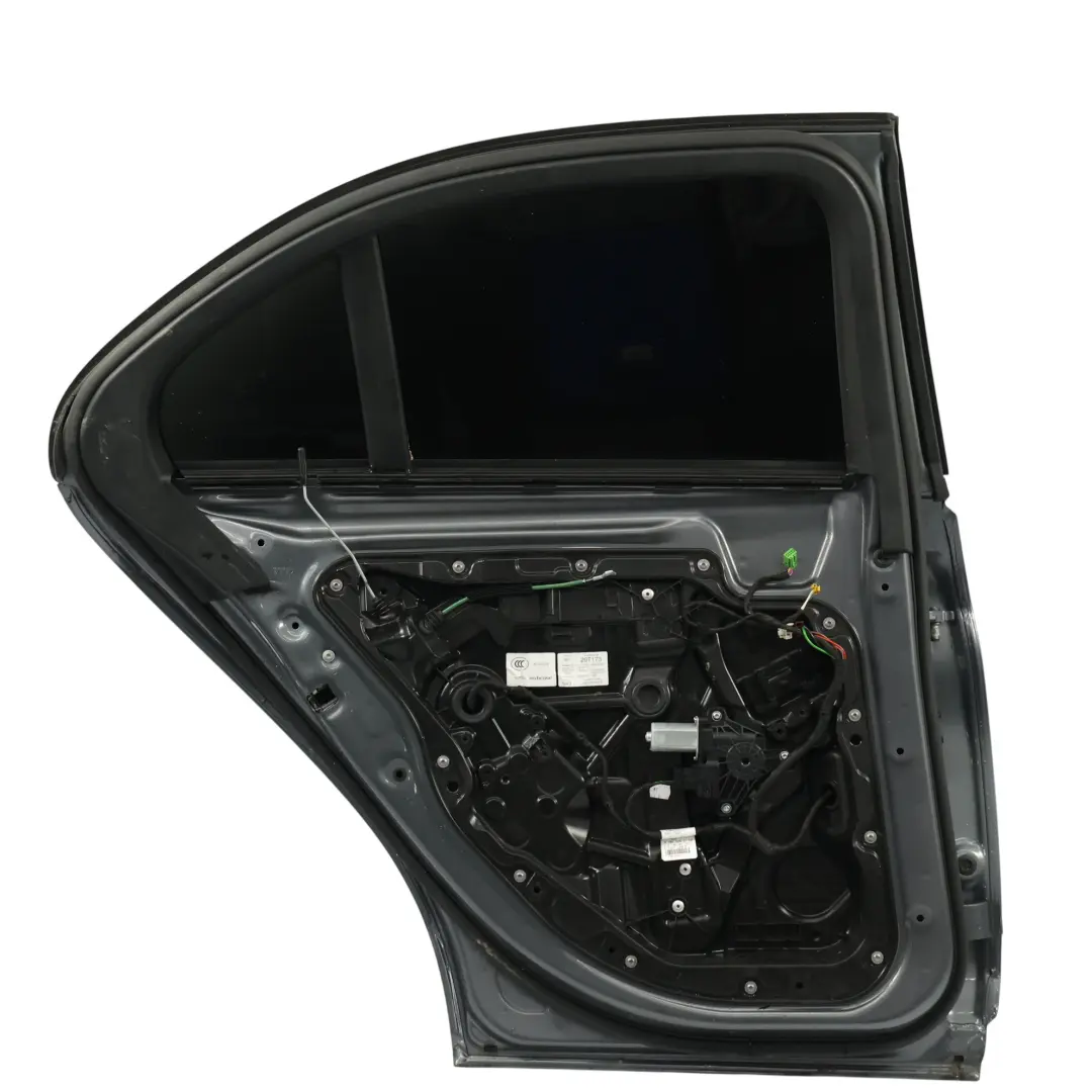 Tür Hinten Links Selenitgrau Metallic - 992 für Mercedes W205 mit Teilenummer A2057300105 Mercedes W205 Tür Hinten Links Selenitgrau Metallic - 992 - SKU A2057300105-SEL2 - Teilenummer A2057300105