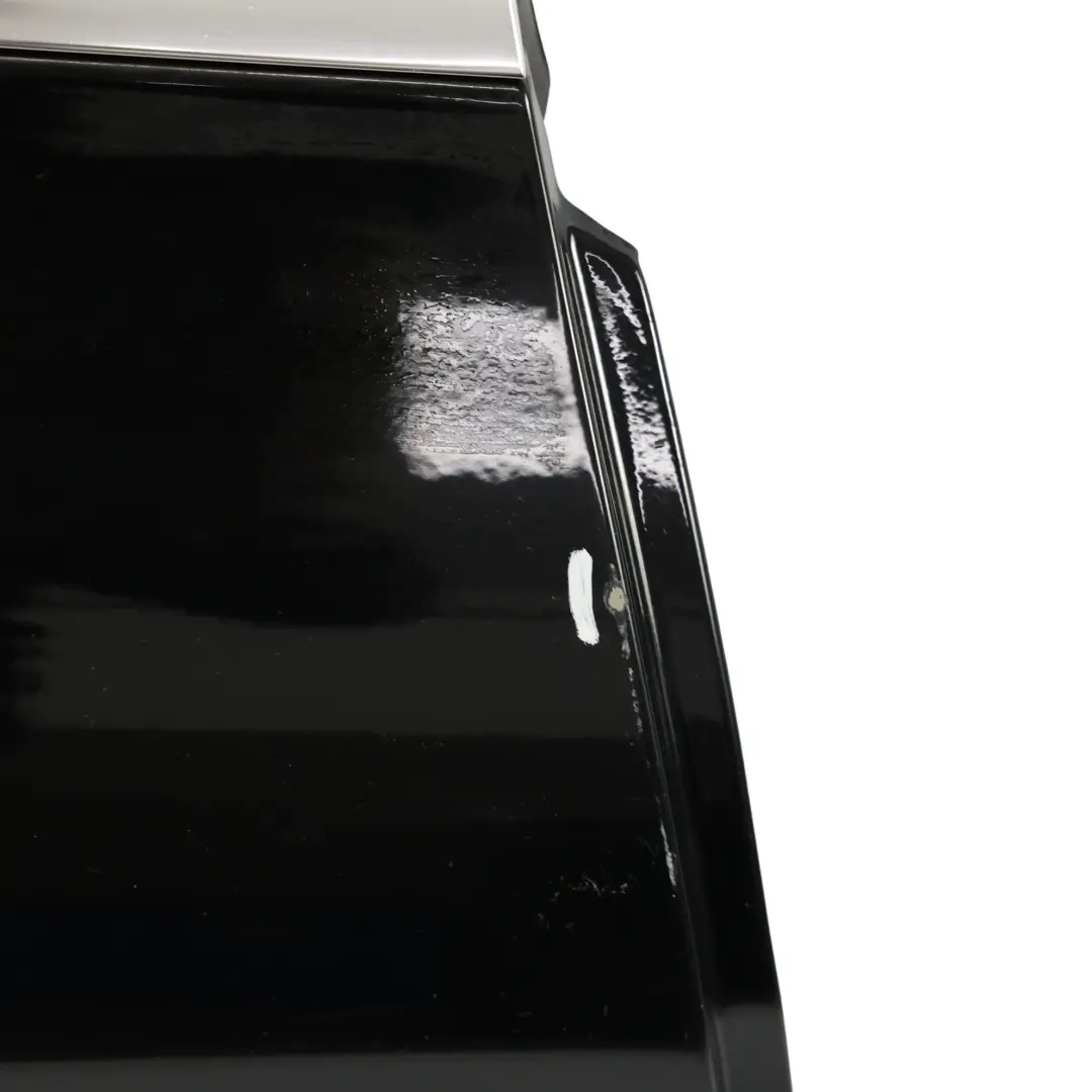 Puerta Trasera Derecha Obsidian Black Negro Metalizado - 197 para Mercedes W205 con número de pieza A2057300205 Mercedes W205 Puerta Trasera Derecha Obsidian Black Negro Metalizado - 197 - SKU A2057300205-OB2 - Número de pieza A2057300205