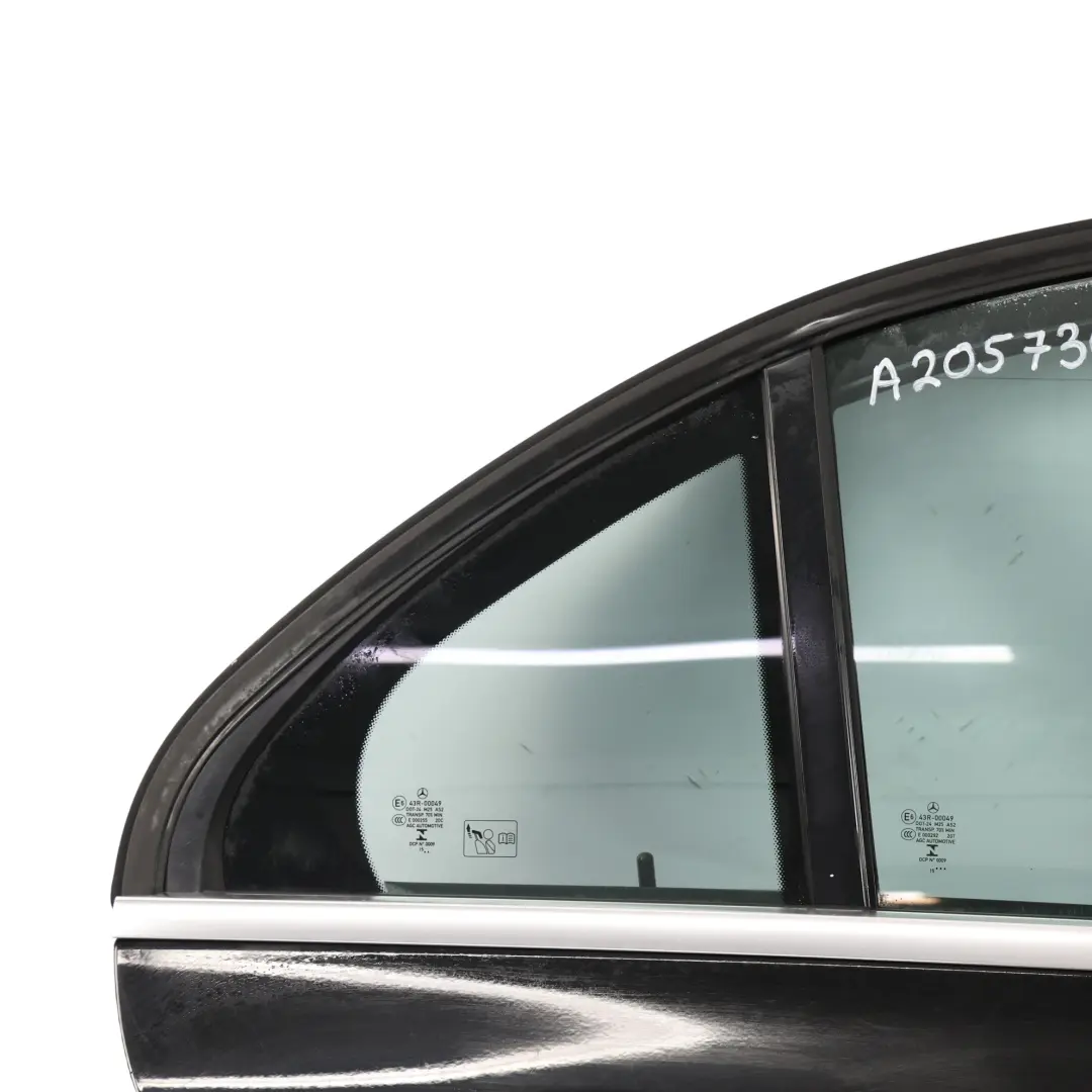 Mercedes W205 Drzwi Tylne Prawe Obsidian Black Czarny Metalik - 197 - SKU A2057300205-OB2 - Numer Części A2057300205