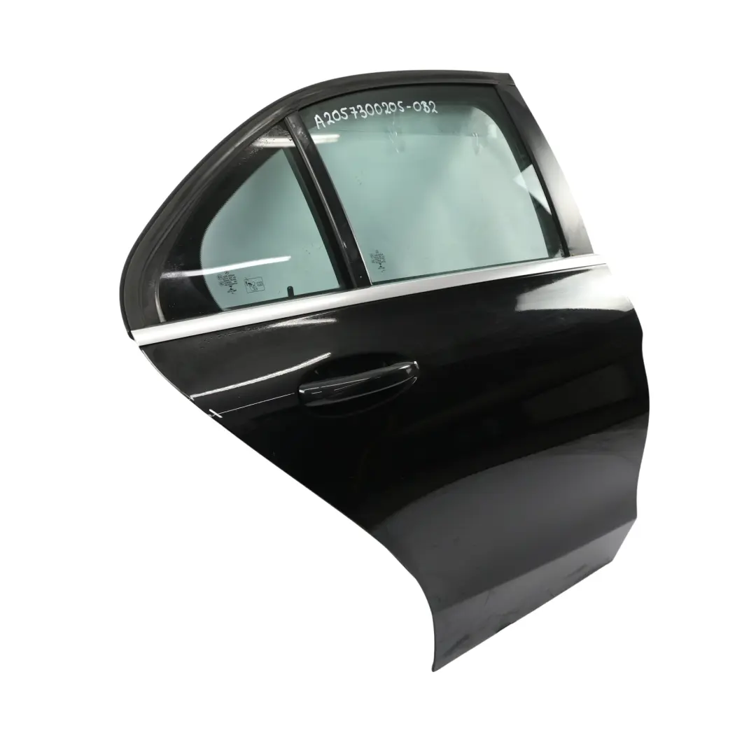 Arrière Droite Obsidian Black Noir Métallisé - 197 pour Mercedes W205 Porte à propos du numéro de pièce A2057300205 Mercedes W205 Porte Arrière Droite Obsidian Black Noir Métallisé - 197 - SKU A2057300205-OB2 - Numéro de pièce A2057300205