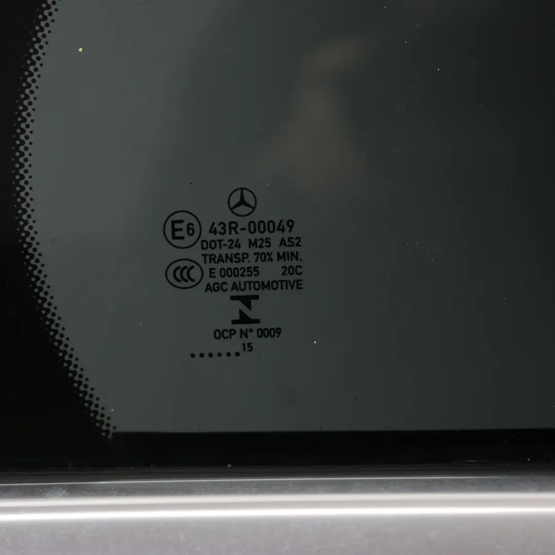 Break Porte Arrière Droite Gris Tenorite Métallisé 755 pour Mercedes S205 à propos du numéro de pièce A2057300405 Mercedes S205 Break Porte Arrière Droite Gris Tenorite Métallisé 755 - SKU A2057300405-TNG1 - Numéro de pièce A2057300405