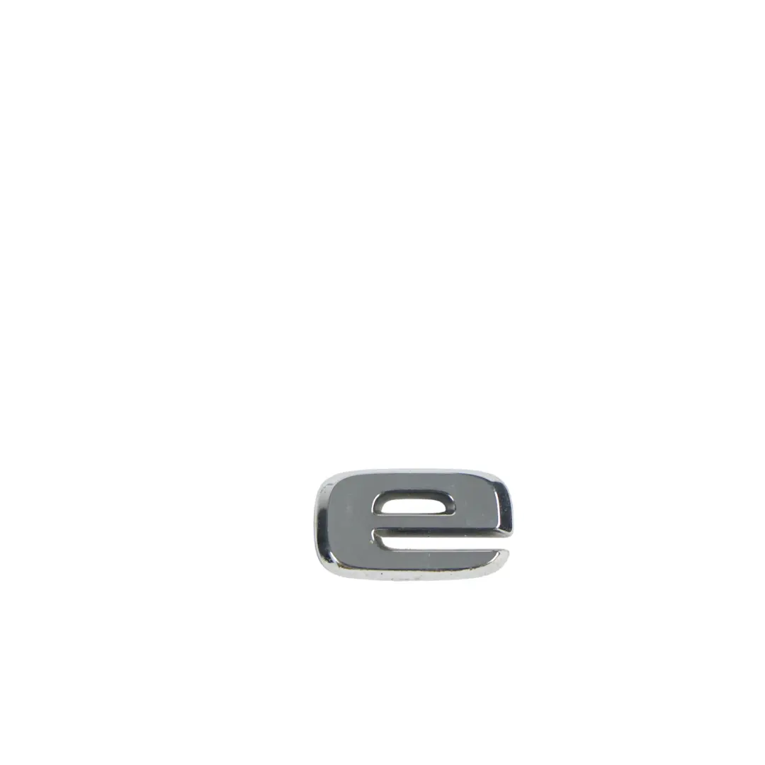 Emblema/Insignia De La Tapa Maletero Trasero C300de para Mercedes W205 con número de pieza A2058176001 Mercedes W205 Emblema/Insignia De La Tapa Maletero Trasero C300de - SKU A2058176001 - Número de pieza A2058176001