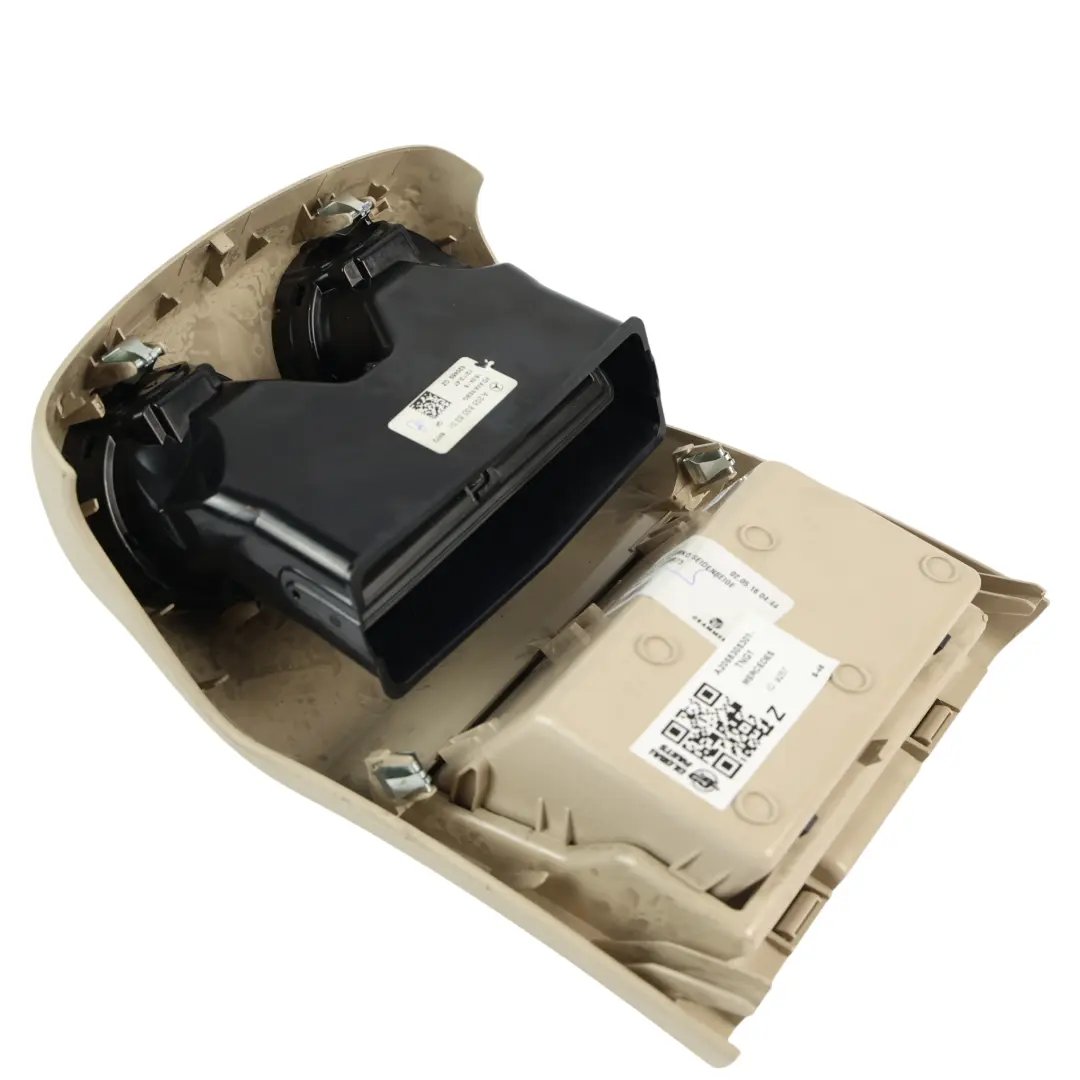 Consola Ventilacion Gris Tenorita Metalizado 755 para Mercedes S205 con número de pieza A2058308301 Mercedes S205 Consola Ventilacion Gris Tenorita Metalizado 755 - SKU A2058308301-TNG1 - Número de pieza A2058308301