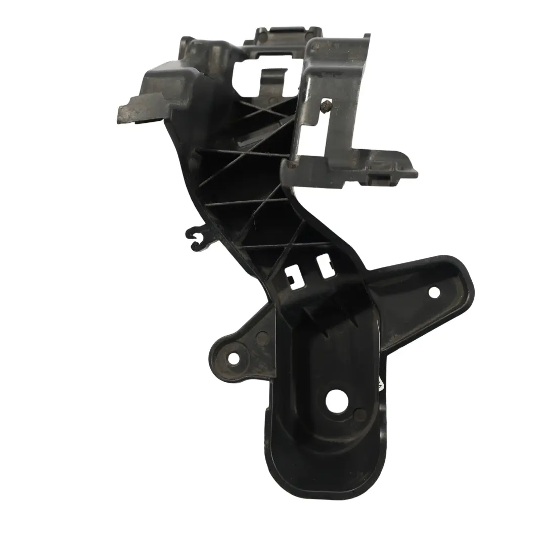 Mercedes W205 Heckstoßstangen Halter Halterung Links - SKU A2058851114 - Teilenummer A2058851114