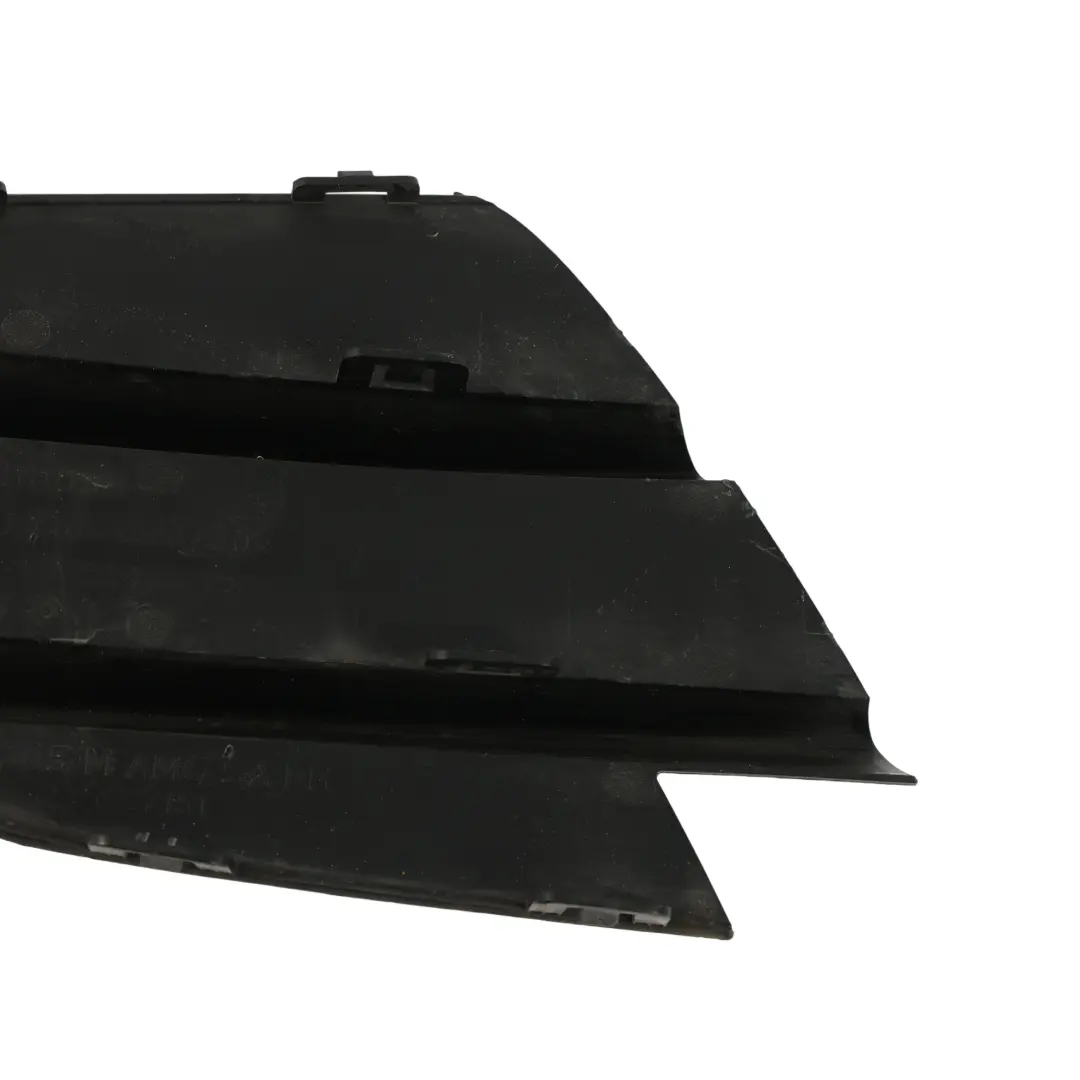 Front Stoßstange Kühler Grill Rechts Gitter Abdeckung für Mercedes W205 mit Teilenummer A2058857302 Mercedes W205 Front Stoßstange Kühler Grill Rechts Gitter Abdeckung - SKU A2058857302 - Teilenummer A2058857302