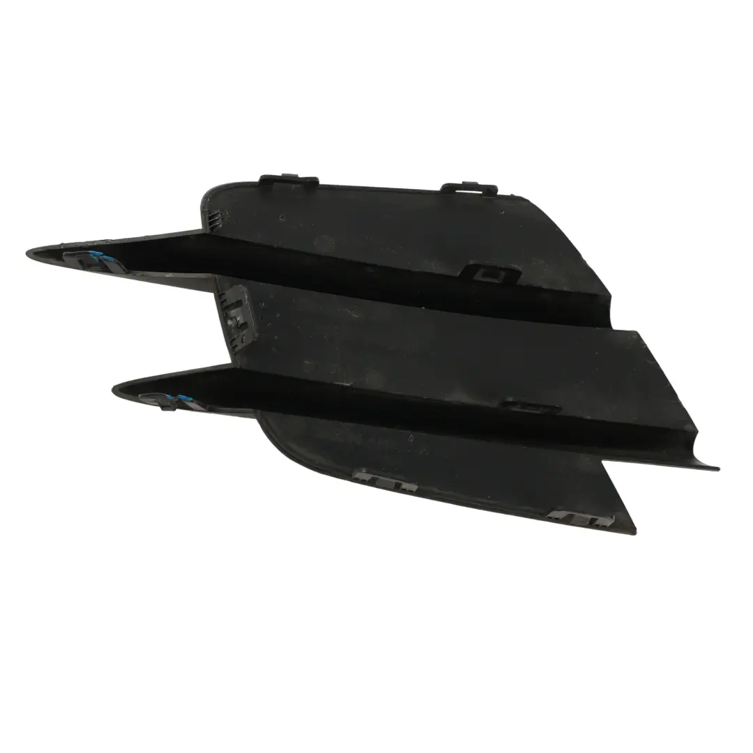 Rejilla Parachoques Delantero Derecho Embellecedor para Mercedes W205 con número de pieza A2058857302 Mercedes W205 Rejilla Parachoques Delantero Derecho Embellecedor - SKU A2058857302 - Número de pieza A2058857302