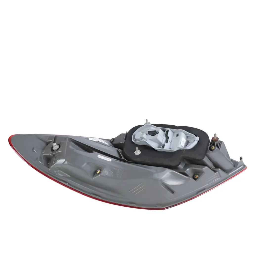 Mercedes W205 Lampa Lewa Tylna Lampa Klapy Bagażnika A2059061157 TAIWAN - SKU A2059061157-TAIWAN - Numer Części A2059061157-TAIWAN