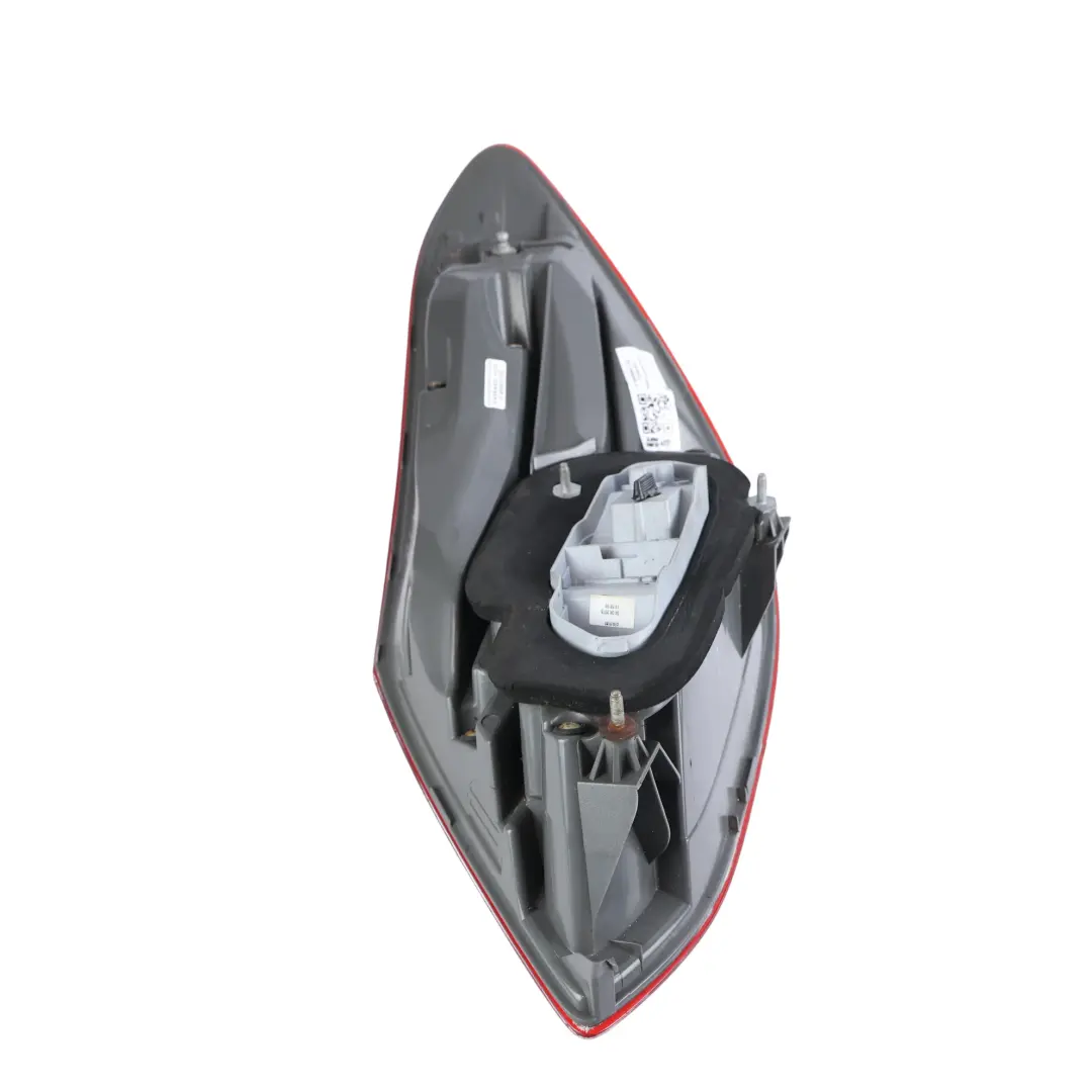 Lampa Lewa Tylna Lampa Klapy Bagażnika A2059061157 TAIWAN do Mercedes W205 o numerze A2059061157-TAIWAN Mercedes W205 Lampa Lewa Tylna Lampa Klapy Bagażnika A2059061157 TAIWAN - SKU A2059061157-TAIWAN - Numer Części A2059061157-TAIWAN