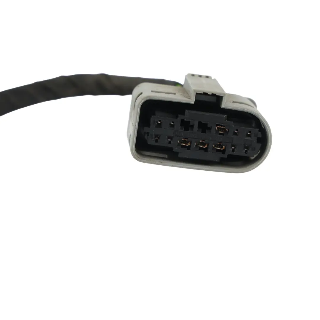 Presa Cablaggio Faro Anteriore Destro per Mercedes W205 con numero di parte A2059061706 Mercedes W205 Presa Cablaggio Faro Anteriore Destro - SKU A2059061706-2 - Numero di parte A2059061706