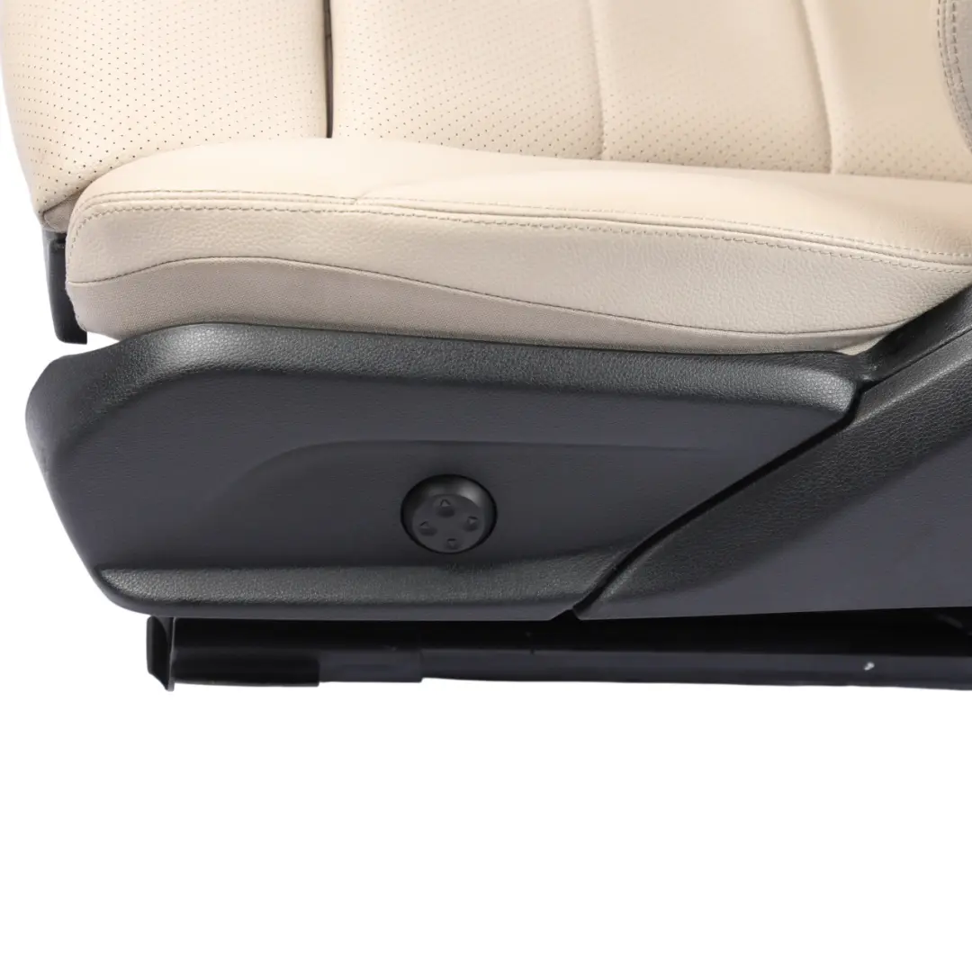 Vordersitz Beheizt Memory Kunstleder Beige Links für Mercedes W205 mit Teilenummer A2059101147 Mercedes W205 Vordersitz Beheizt Memory Kunstleder Beige Links - SKU A2059101147-9 - Teilenummer A2059101147