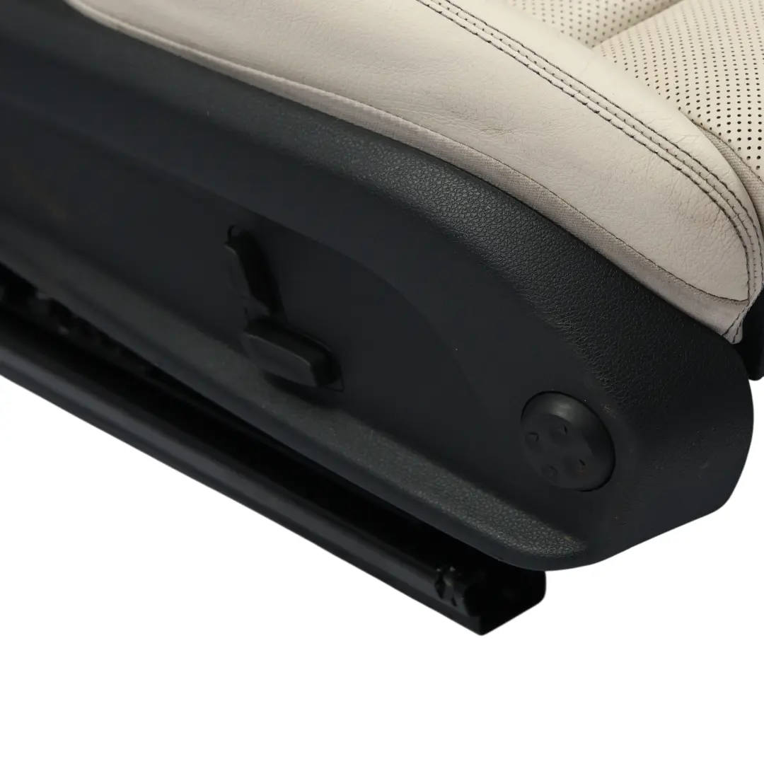 Mercedes C205 Coupe Vordersitz Beheizt Elektrisch Leder Beige Rechts - SKU A2059106102-4 - Teilenummer A2059106102
