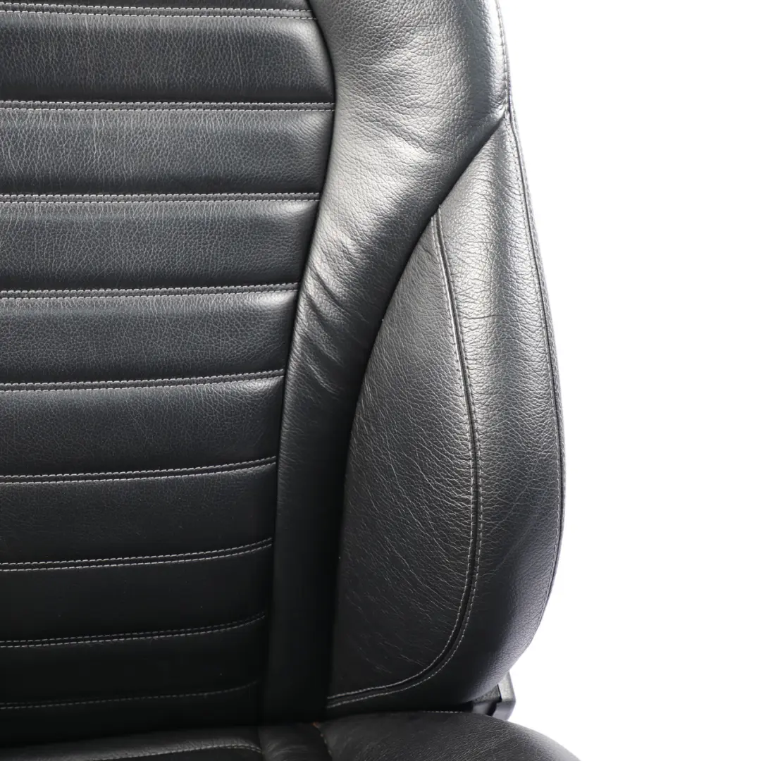 Siège cuir Mercedes W205 S205 chauffant AMG Line avant droit noir électrique pour à propos du numéro de pièce A2059106112 Siège cuir Mercedes W205 S205 chauffant AMG Line avant droit noir électrique - SKU A2059106112-2 - Numéro de pièce A2059106112