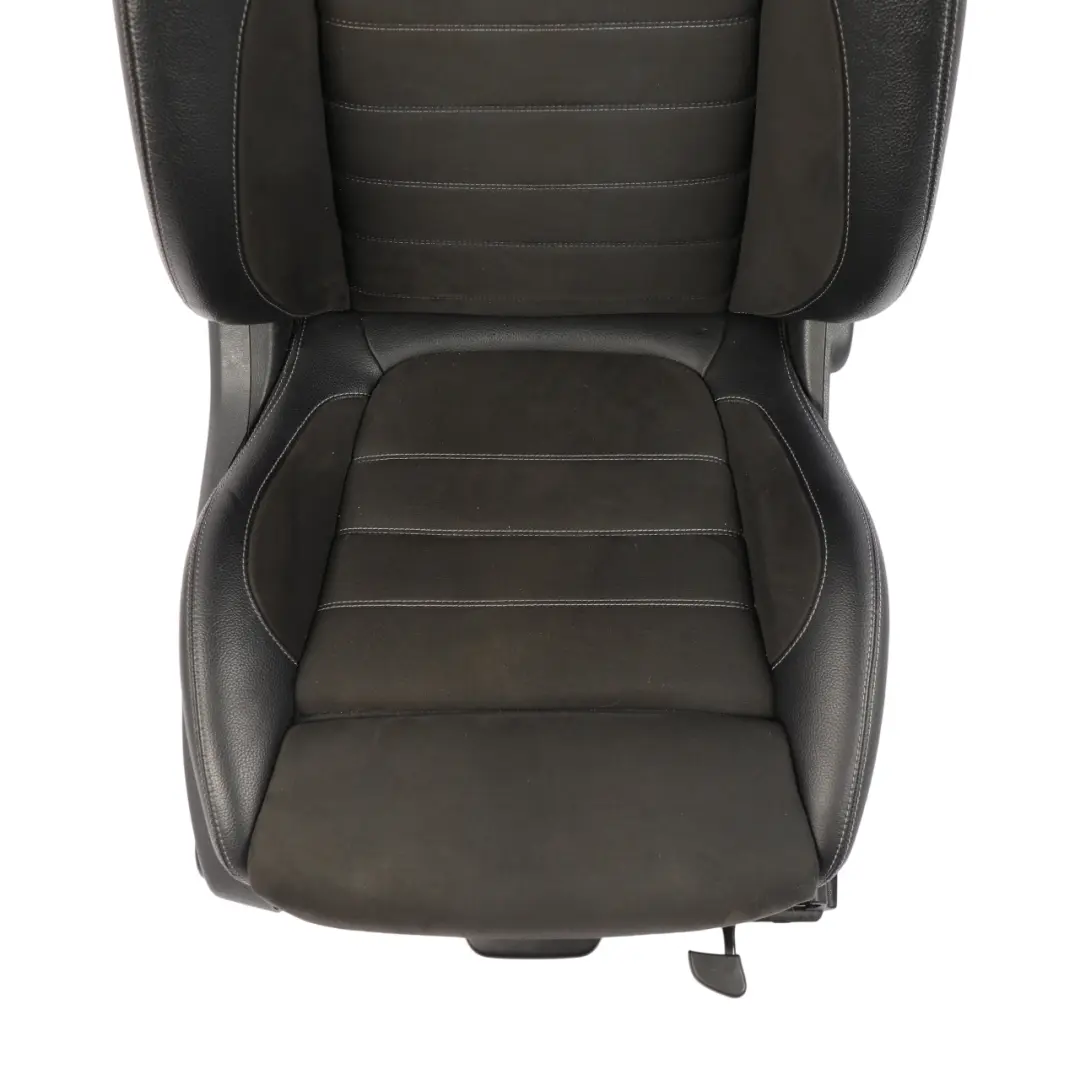 Fotel Grzany Elektryczny Alcantara Skóra Czarny Prawy do Mercedes C205 Coupe o numerze A2059106302 Mercedes C205 Coupe Fotel Grzany Elektryczny Alcantara Skóra Czarny Prawy - SKU A2059106302-4 - Numer Części A2059106302