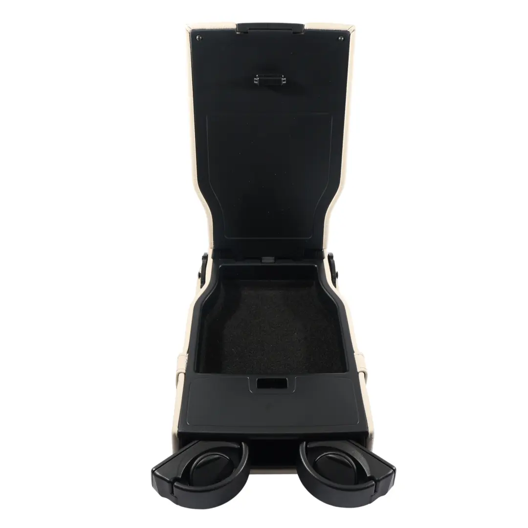 Bracciolo Sedile Posteriore Pelle Mandorla Beige per Mercedes W213 con numero di parte A2059700101 Mercedes W213 Bracciolo Sedile Posteriore Pelle Mandorla Beige - SKU A2059700101-4 - Numero di parte A2059700101