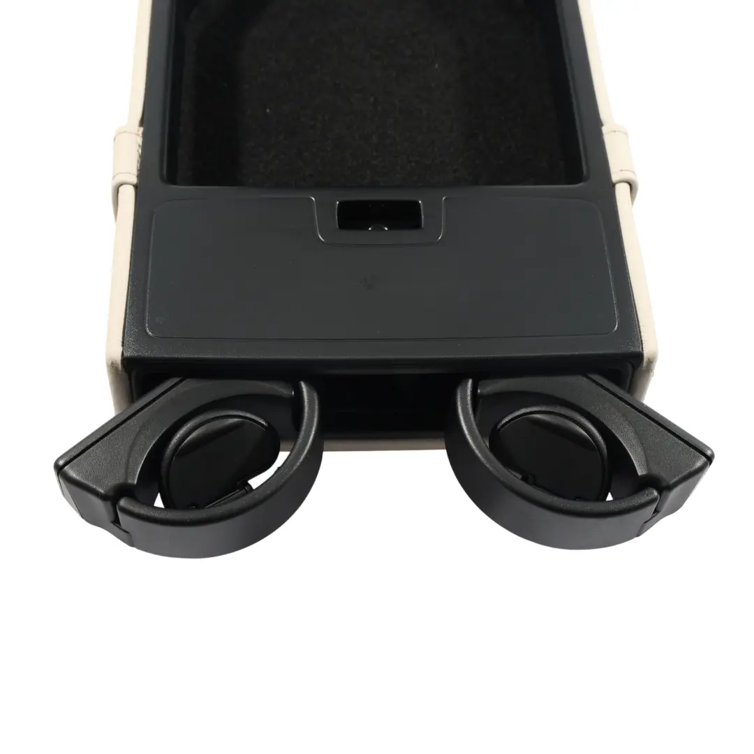 Apoyabrazos Asiento Trasero Cuero Beige Almendra para Mercedes W213 con número de pieza A2059700101 Mercedes W213 Apoyabrazos Asiento Trasero Cuero Beige Almendra - SKU A2059700101-4 - Número de pieza A2059700101