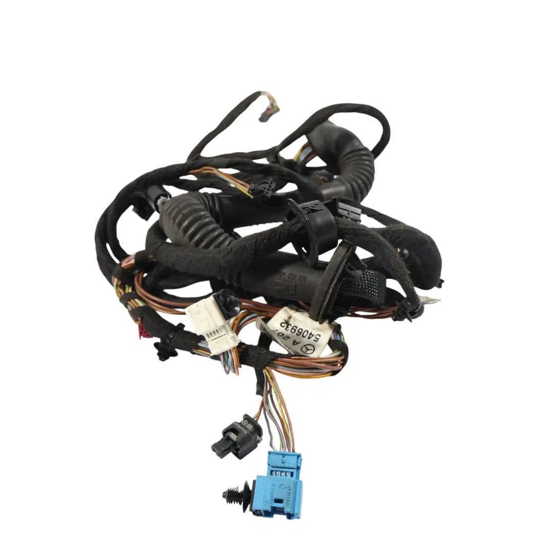 Faisceau De Câbles Hayon De Coffre pour Mercedes A207 à propos du numéro de pièce A2075406932 Mercedes A207 Faisceau De Câbles Hayon De Coffre - SKU A2075406932 - Numéro de pièce A2075406932