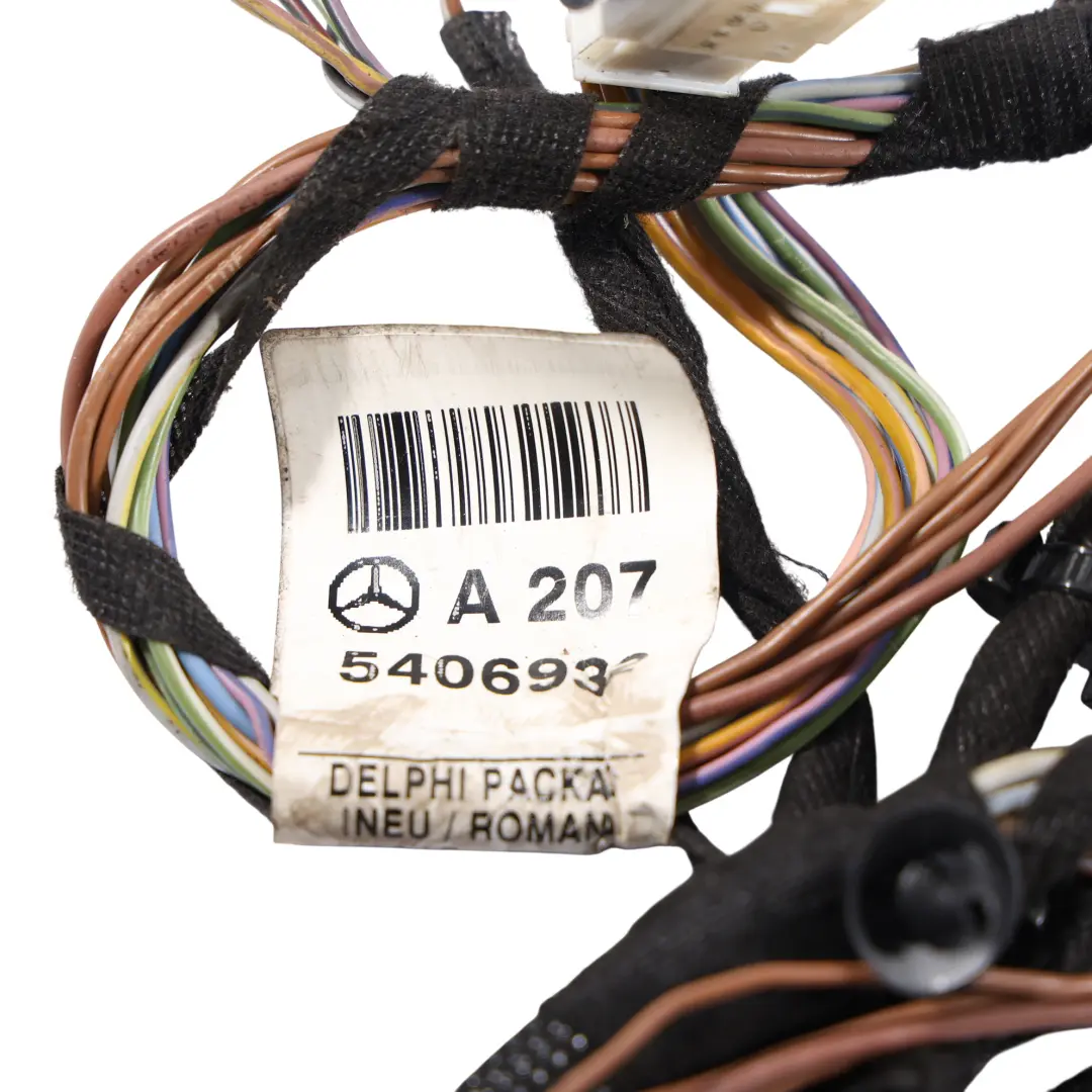 Mercedes A207 Cableado Del Portón Trasero - SKU A2075406932 - Número de pieza A2075406932