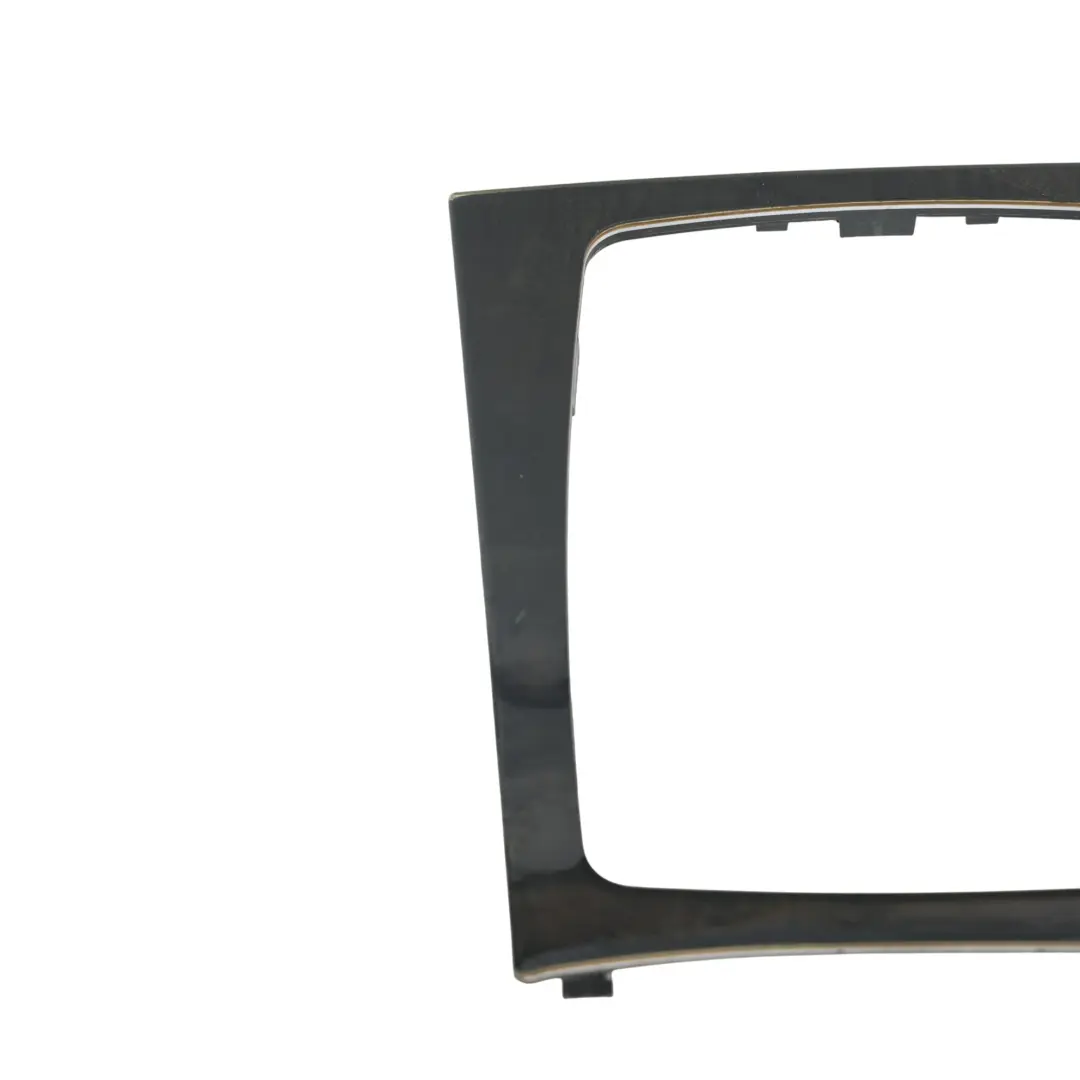 Console Centrale Copertura Pannello Selettore per Mercedes A207 con numero di parte A2076801007 Mercedes A207 Console Centrale Copertura Pannello Selettore - SKU A2076801007 - Numero di parte A2076801007