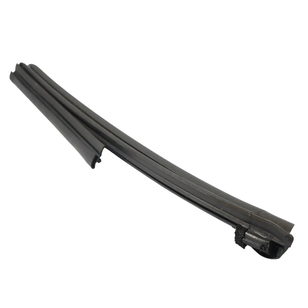 Soft Top Techo Junta Goma Delantera Izquierda para Mercedes A207 con número de pieza A2077700398 Mercedes A207 Soft Top Techo Junta Goma Delantera Izquierda - SKU A2077700398 - Número de pieza A2077700398