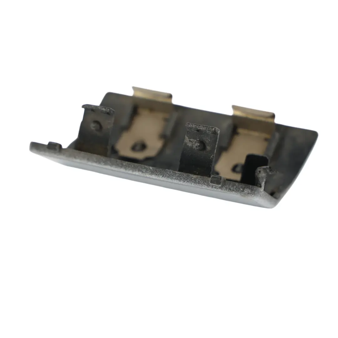 Cache-Crochet Remorquage Pare-Chocs Arrière Argent 775 pour Mercedes A207 à propos du numéro de pièce A2078850022 Mercedes A207 Cache-Crochet Remorquage Pare-Chocs Arrière Argent 775 - SKU A2078850022-IRS1 - Numéro de pièce A2078850022