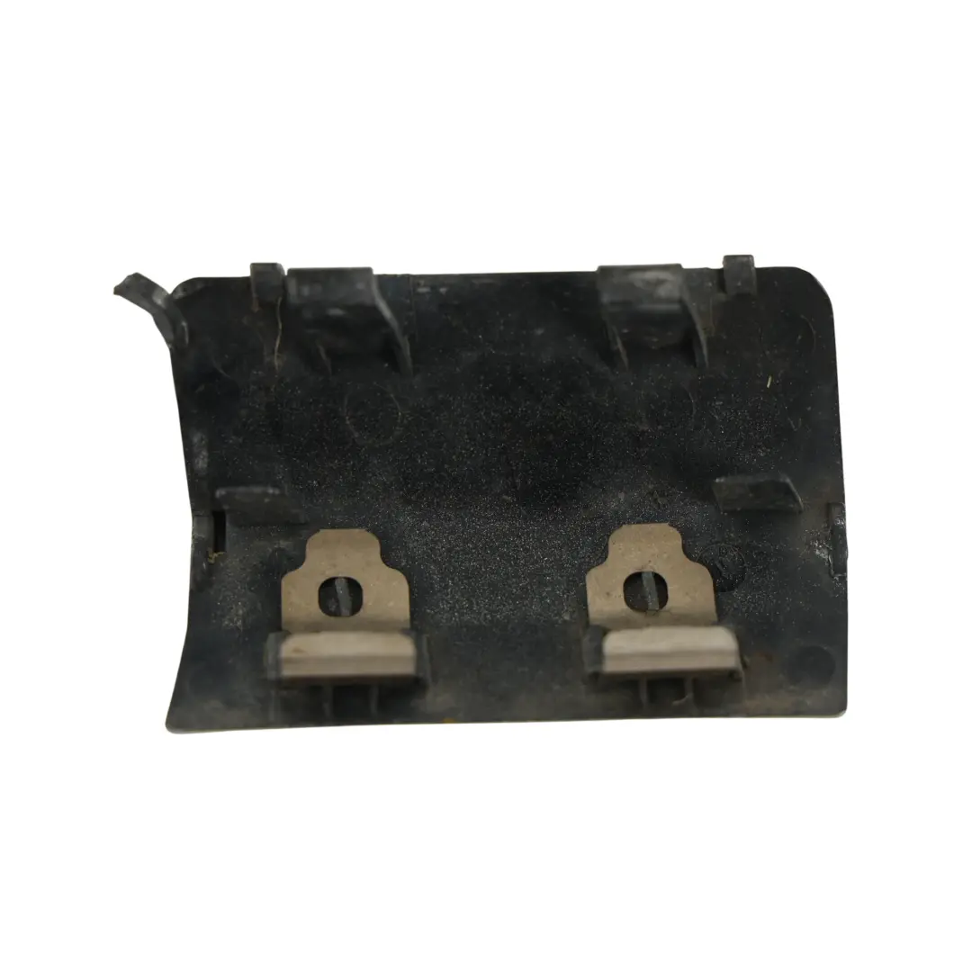 Cache-Crochet Remorquage Pare-Chocs Arrière Argent 775 pour Mercedes A207 à propos du numéro de pièce A2078850022 Mercedes A207 Cache-Crochet Remorquage Pare-Chocs Arrière Argent 775 - SKU A2078850022-IRS1 - Numéro de pièce A2078850022