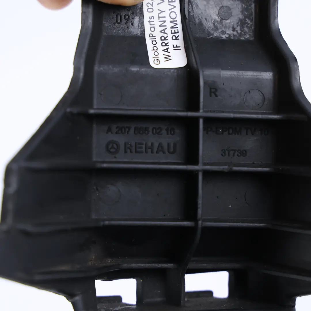 Mercedes W207 Supporto Staffa Rinforzo Paraurti Anteriore Destro - SKU A2078850216 - Numero di parte A2078850216