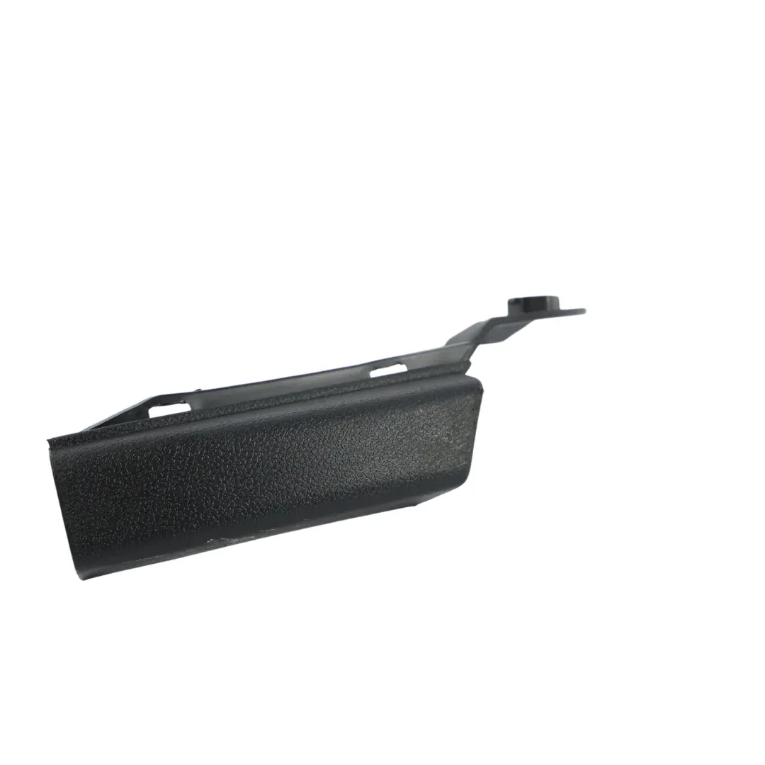 Wspornik Osłony Fotela Prawy Przód do Mercedes A207 o numerze A2079182630 Mercedes A207 Wspornik Osłony Fotela Prawy Przód - SKU A2079182630 - Numer Części A2079182630